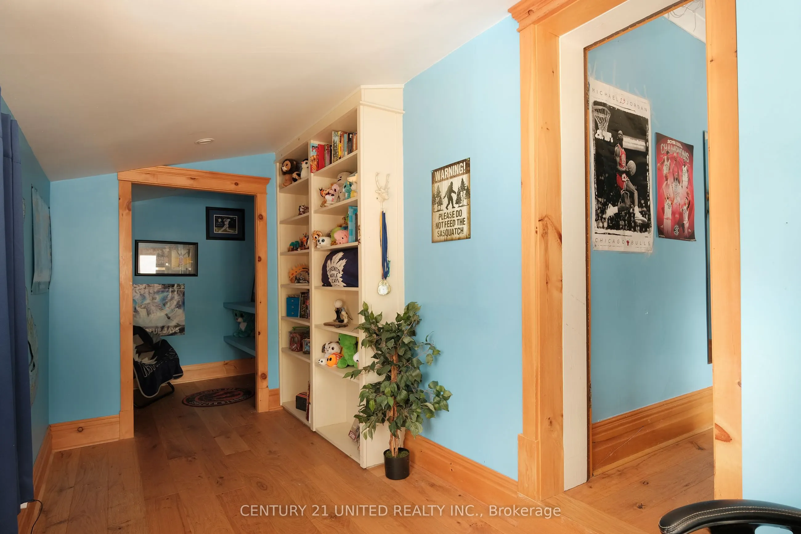 7 Engleburn Place