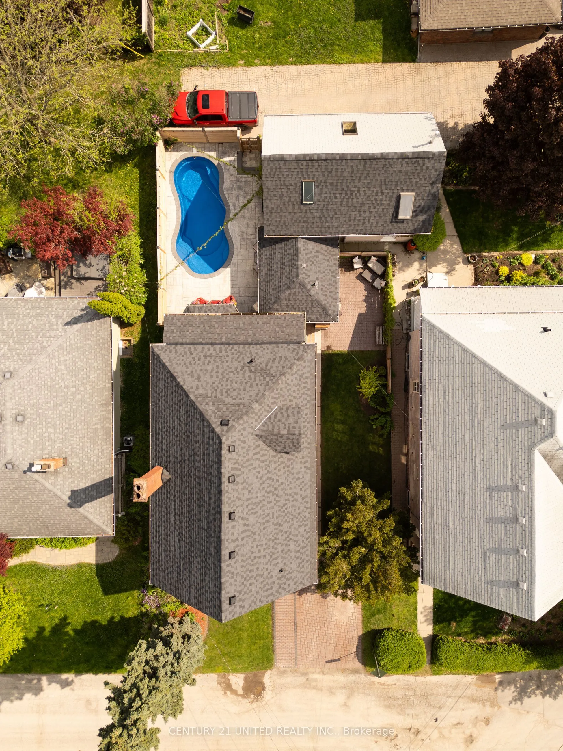 7 Engleburn Place