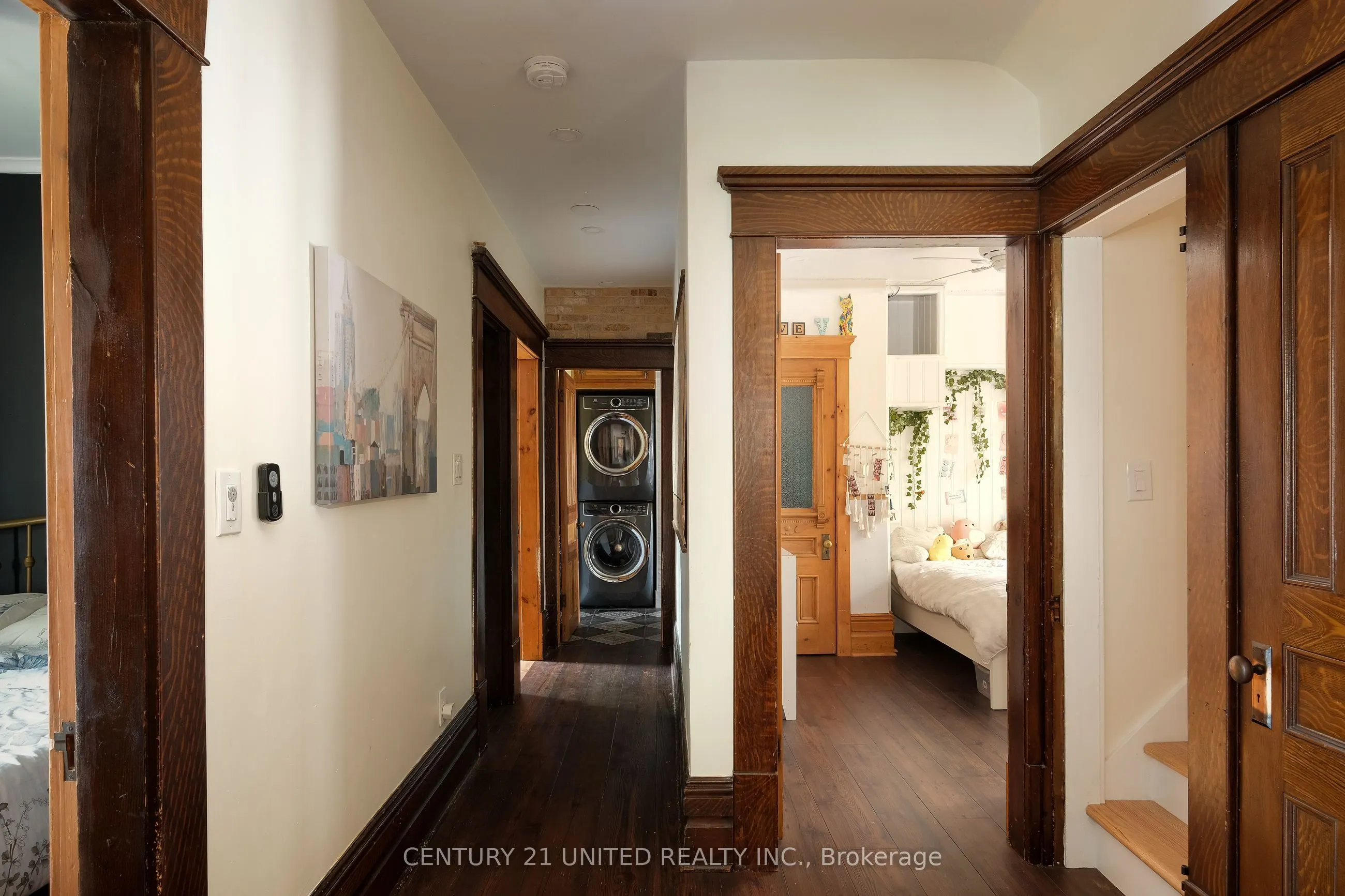7 Engleburn Place