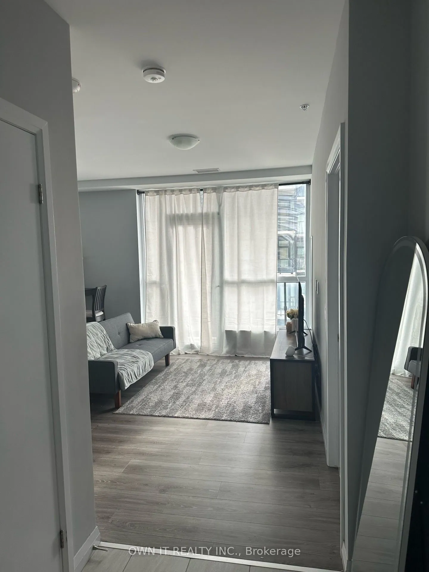 104 Garment Street, #1003