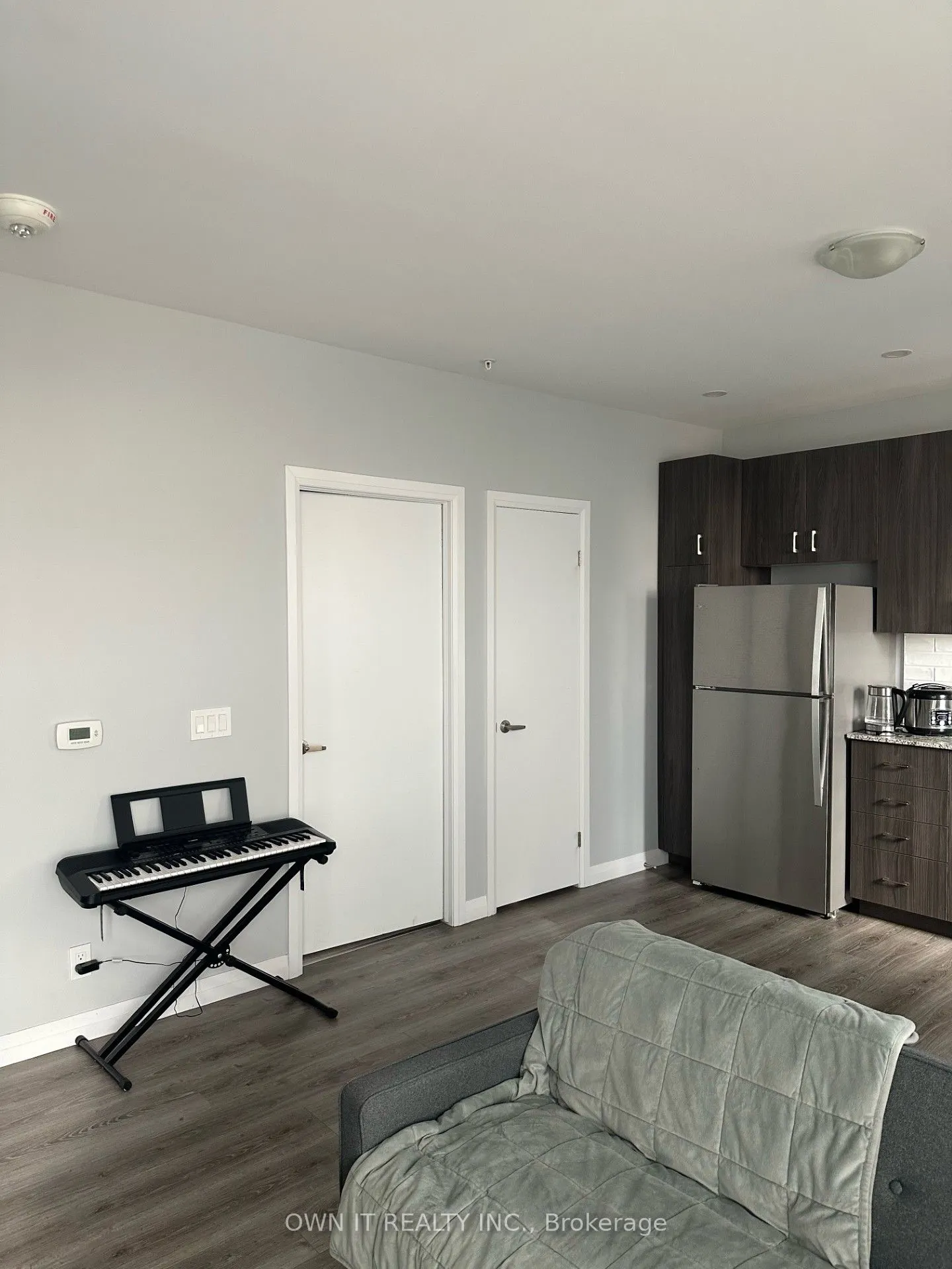 104 Garment Street, #1003