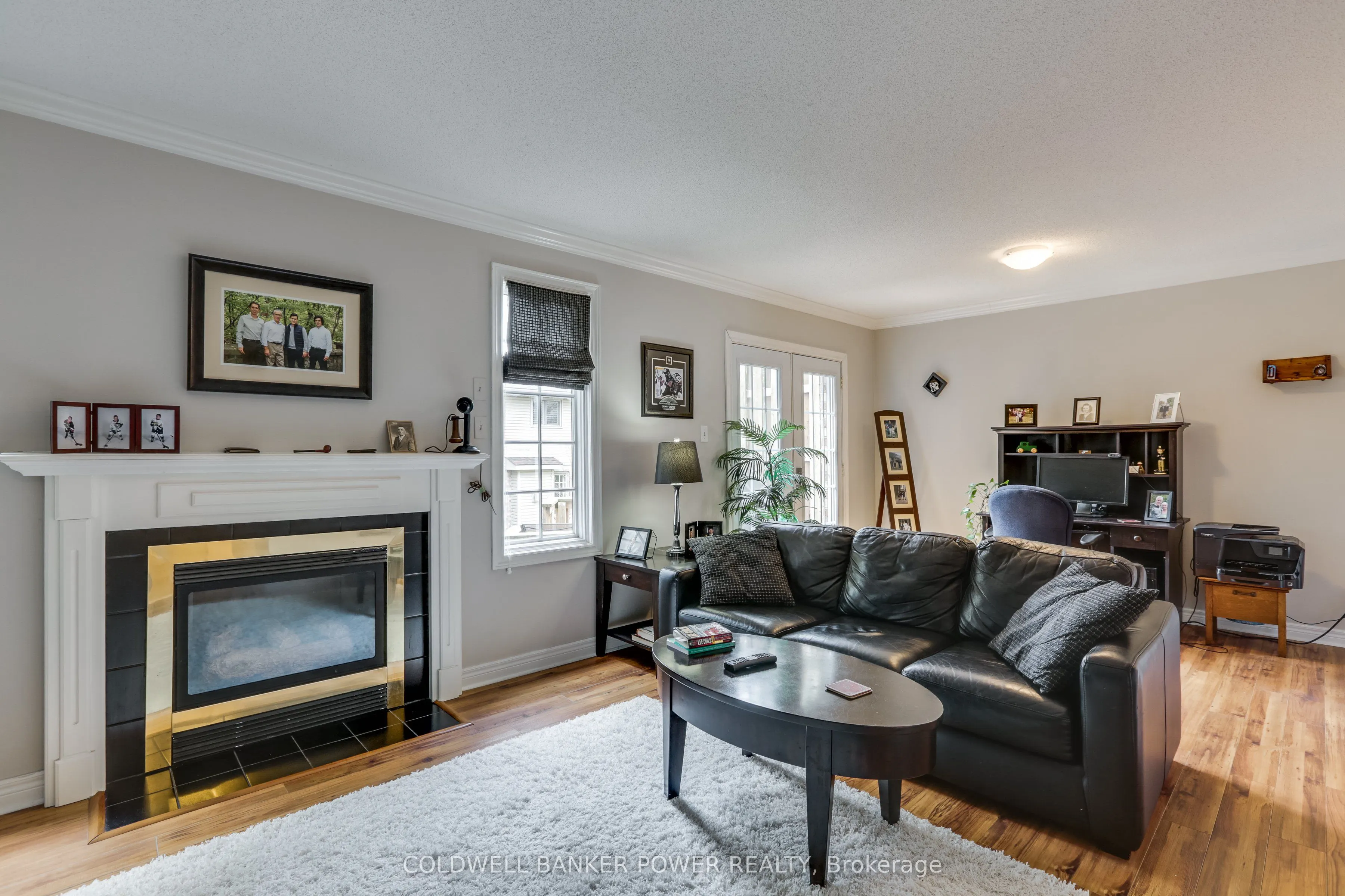 340 AMBLESIDE Drive, #11