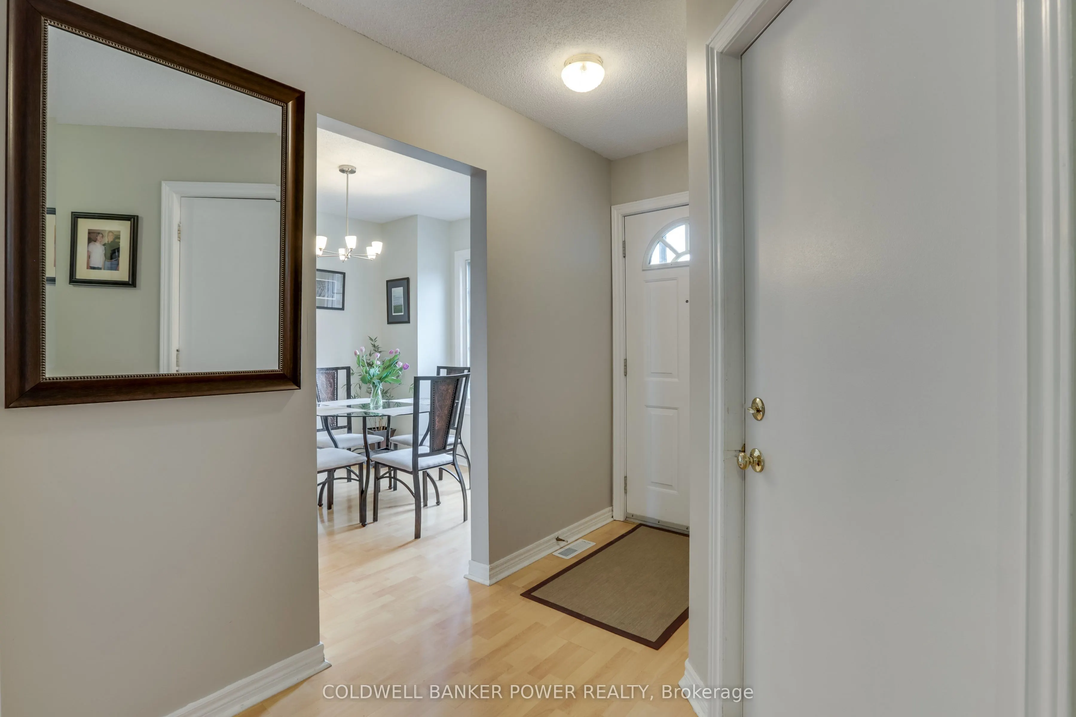 340 AMBLESIDE Drive, #11