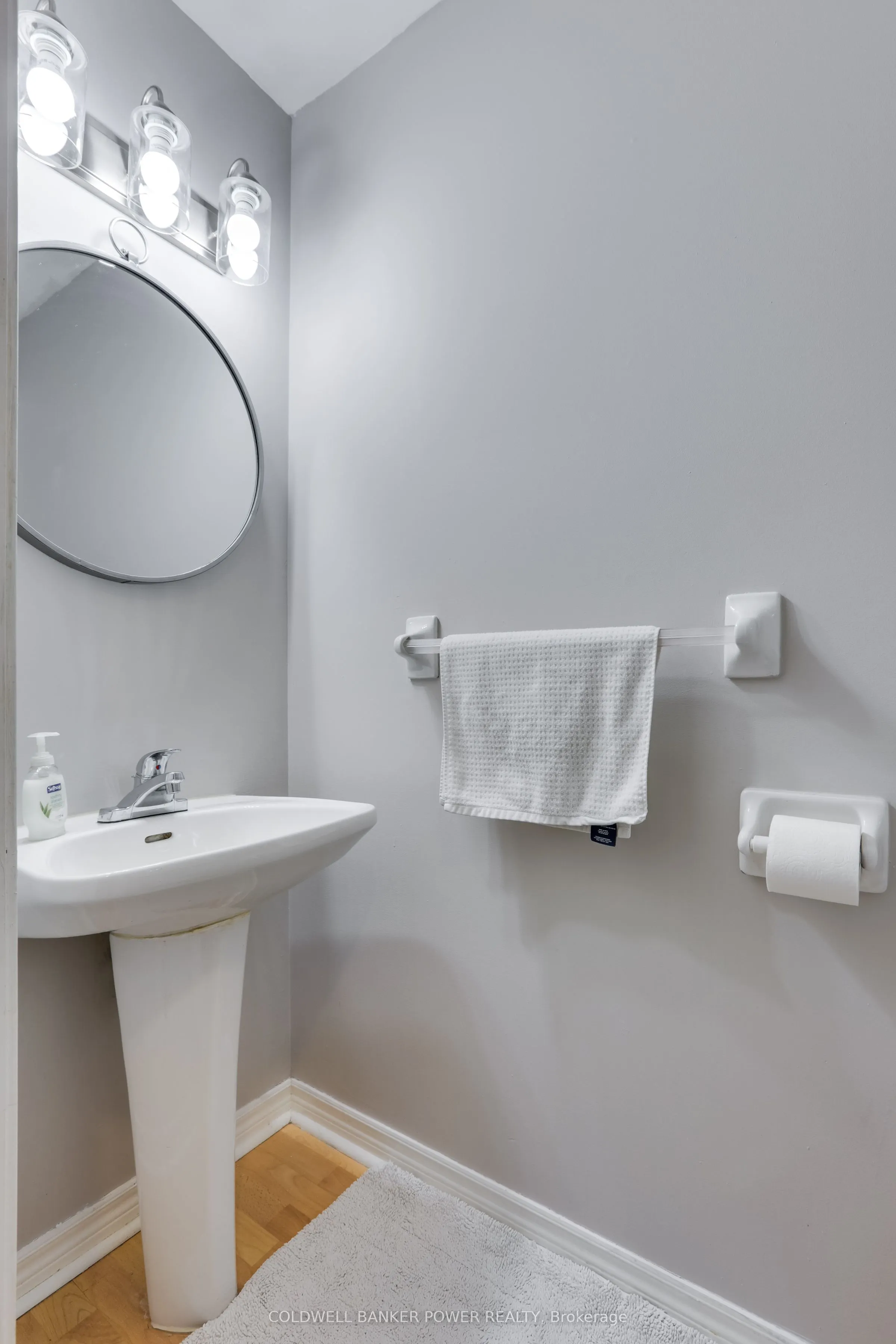 340 AMBLESIDE Drive, #11