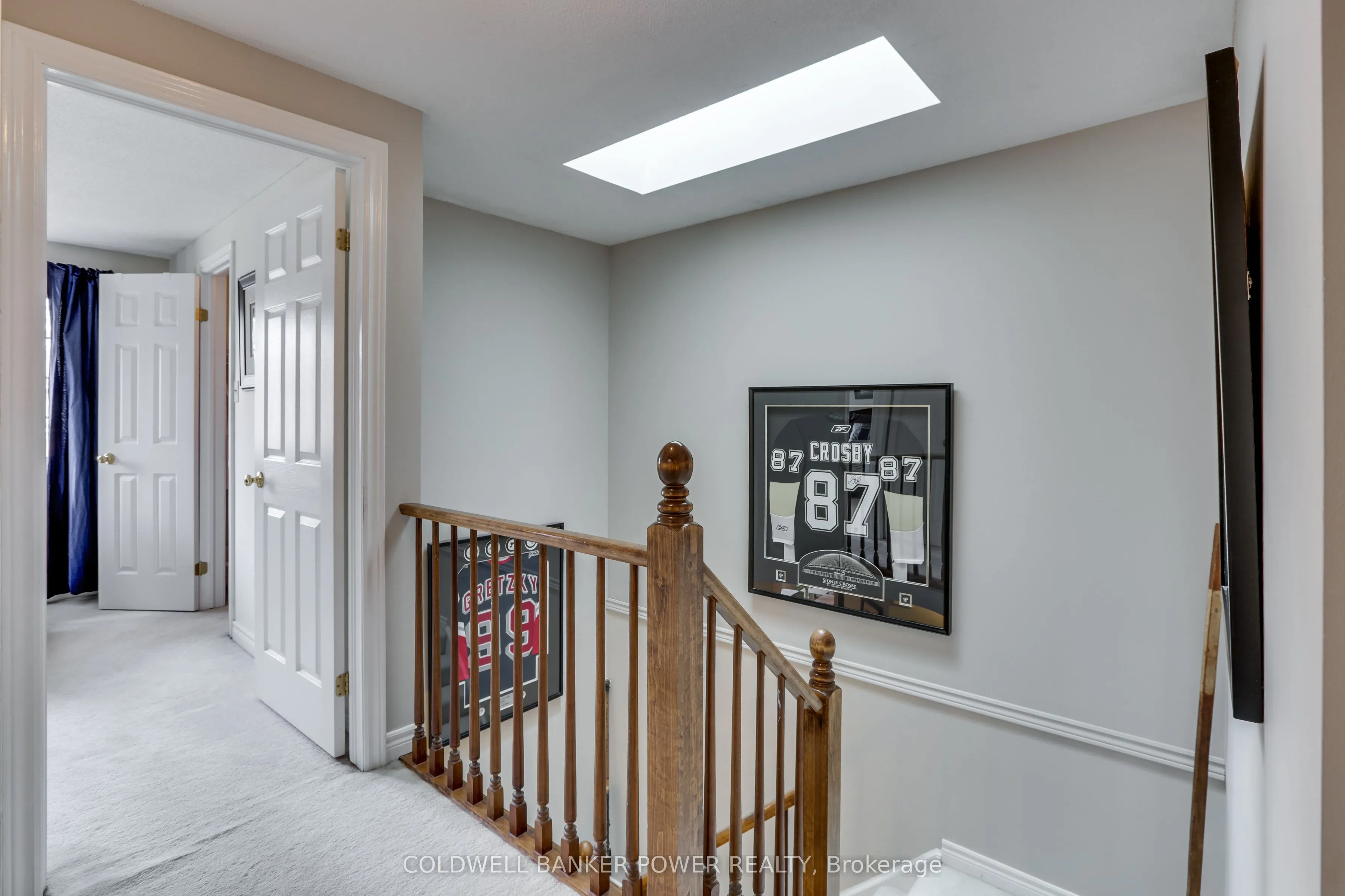 340 AMBLESIDE Drive, #11
