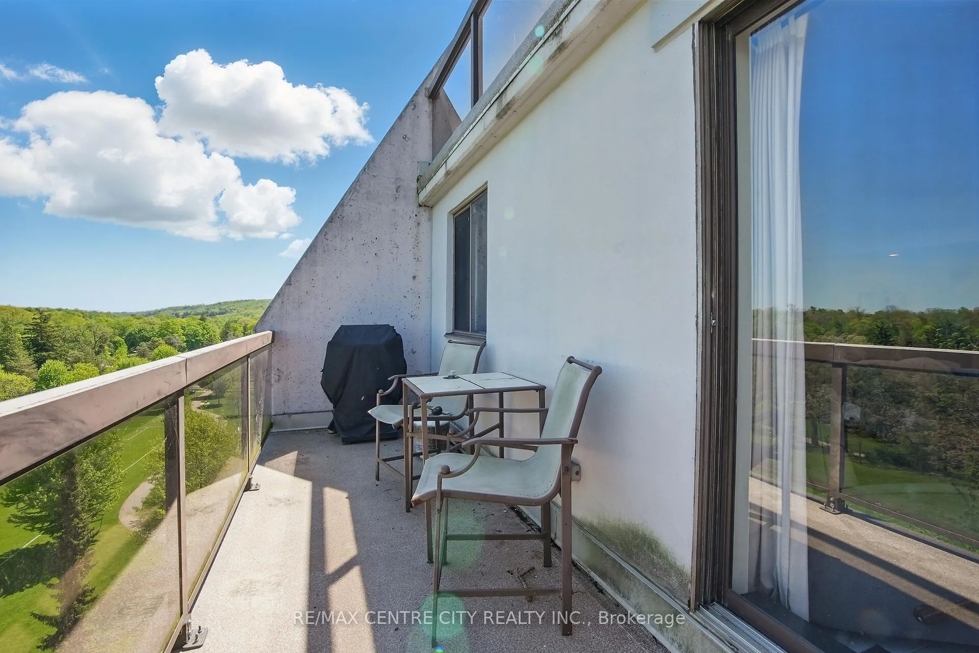 1255 COMMISSIONERS Road W, #703