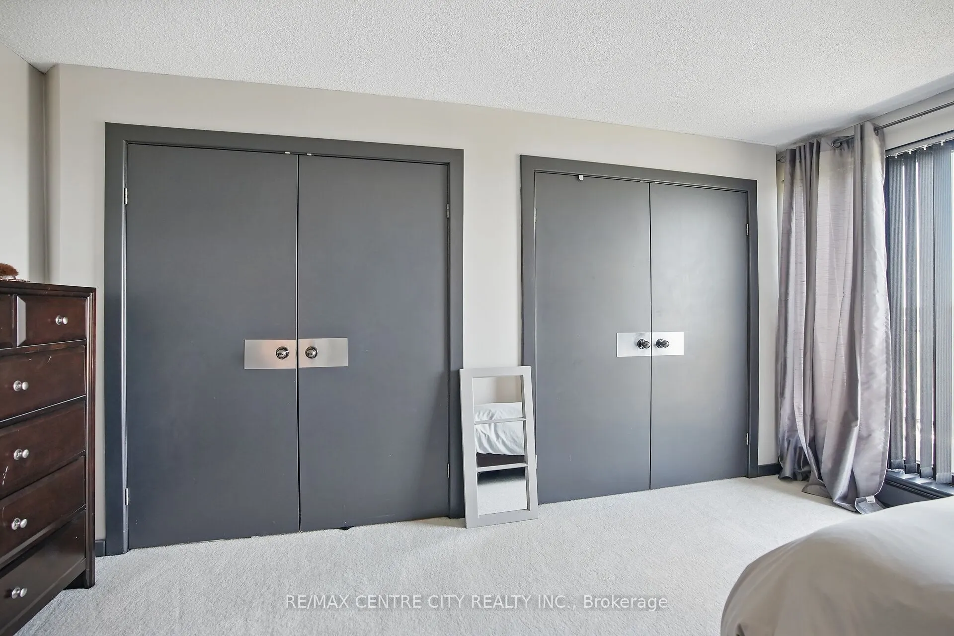 1255 COMMISSIONERS Road W, #703