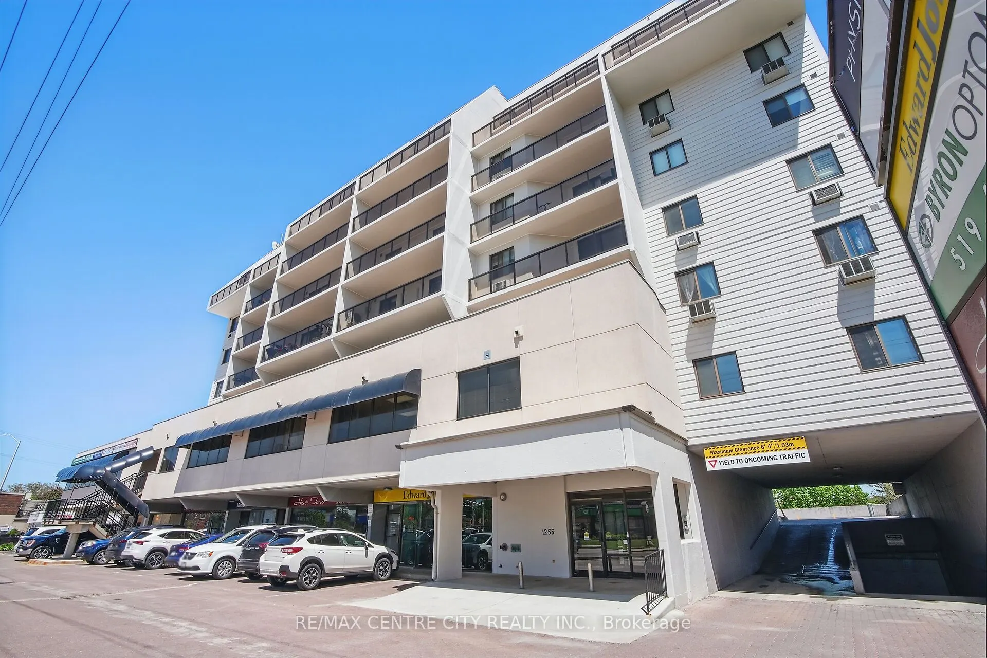 1255 COMMISSIONERS Road W, #703