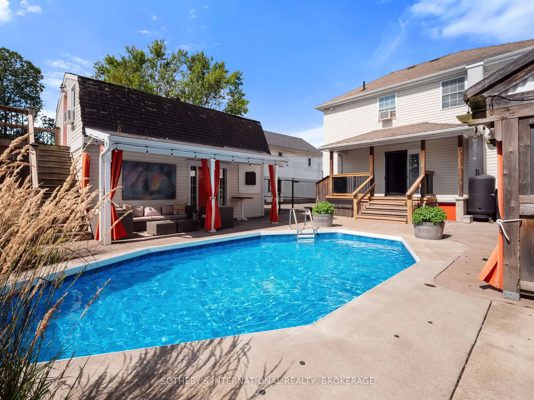 3920 Main Street