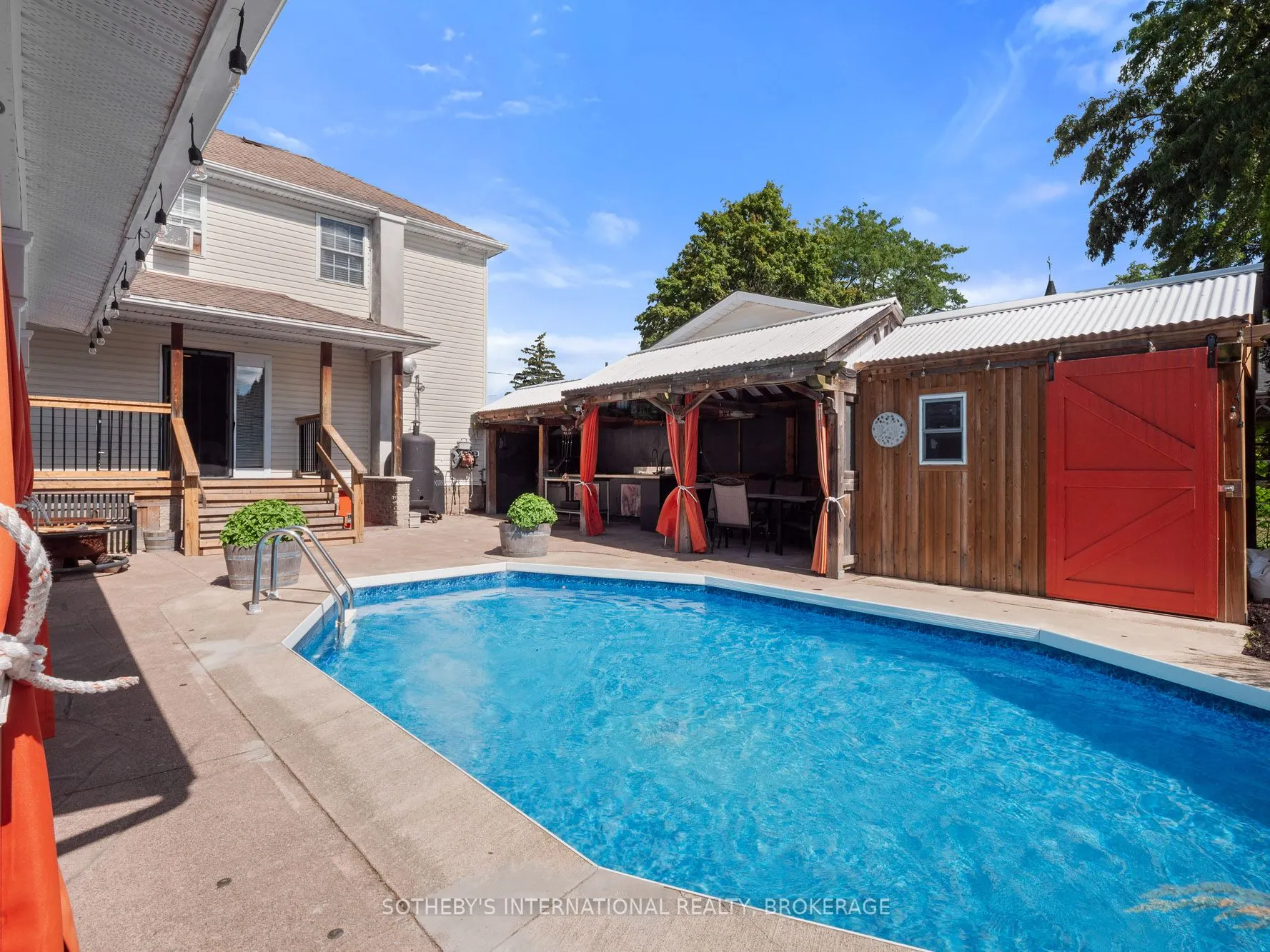 3920 Main Street