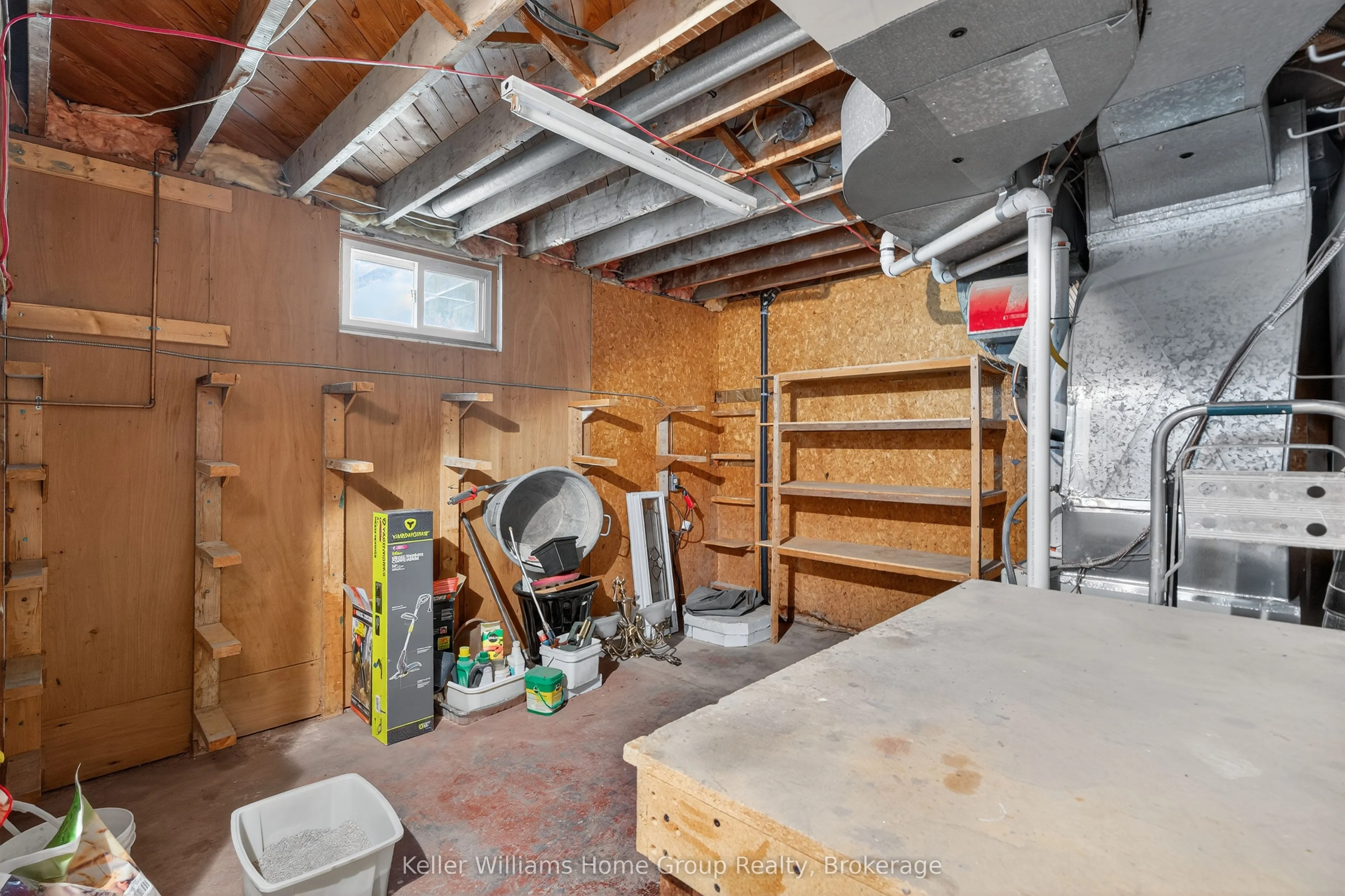 4 Western Avenue