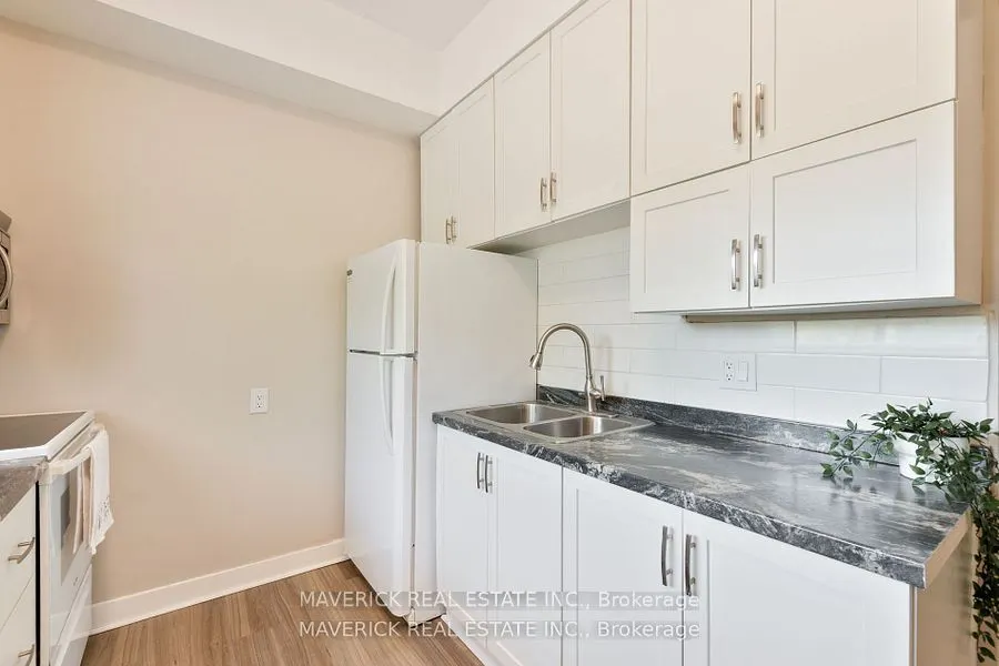 667 Griffith Street, #50