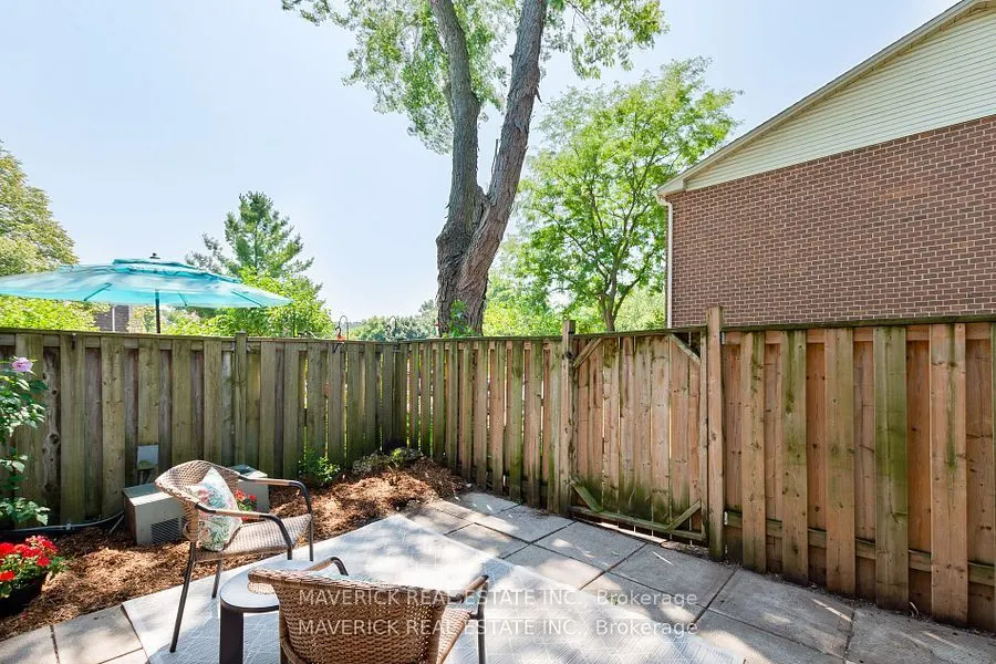 667 Griffith Street, #50