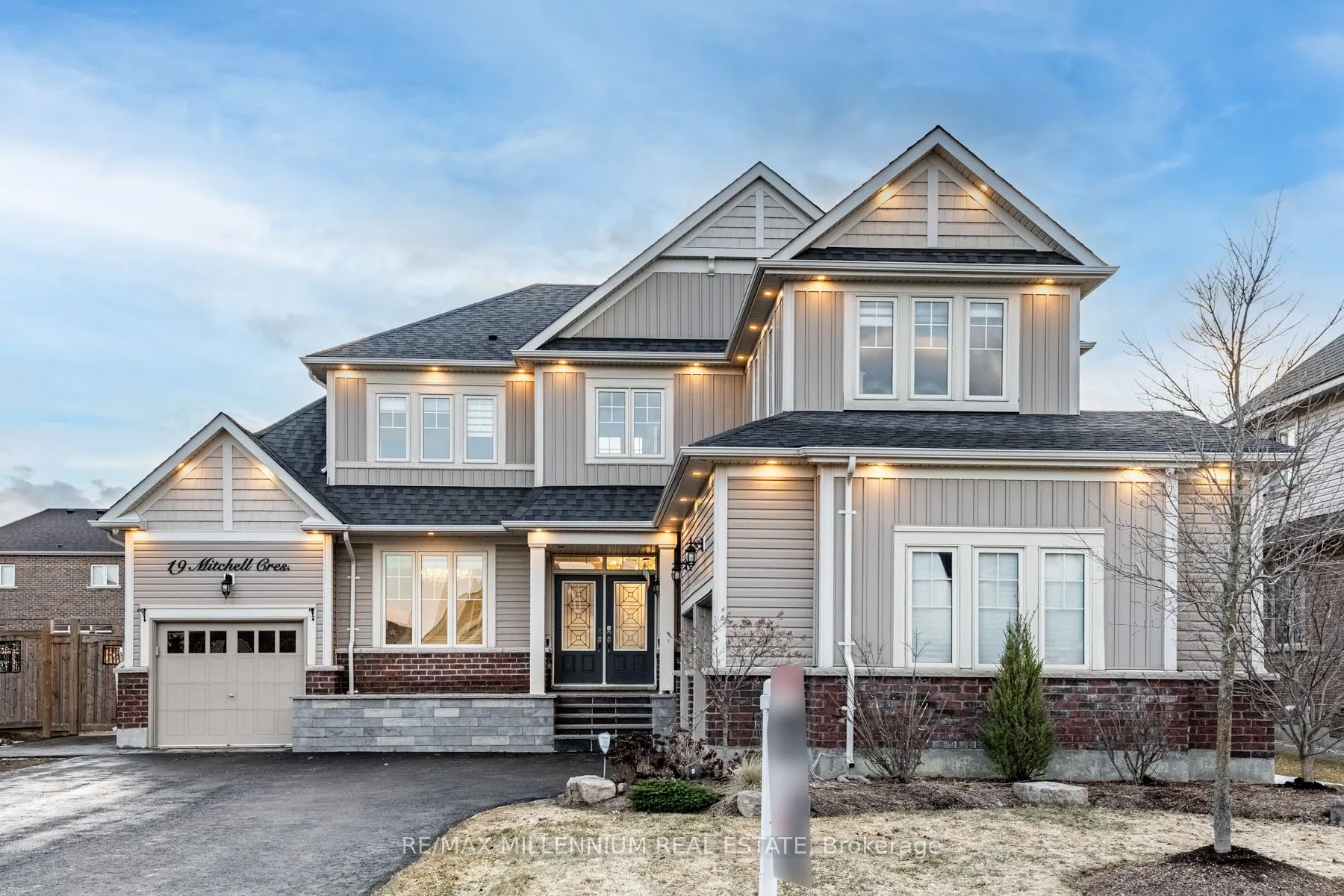 19 Mitchell Crescent