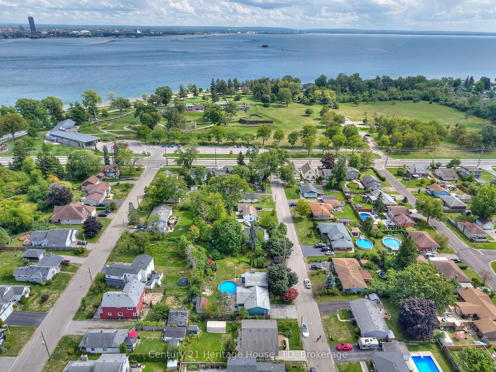 15 Malkin Avenue