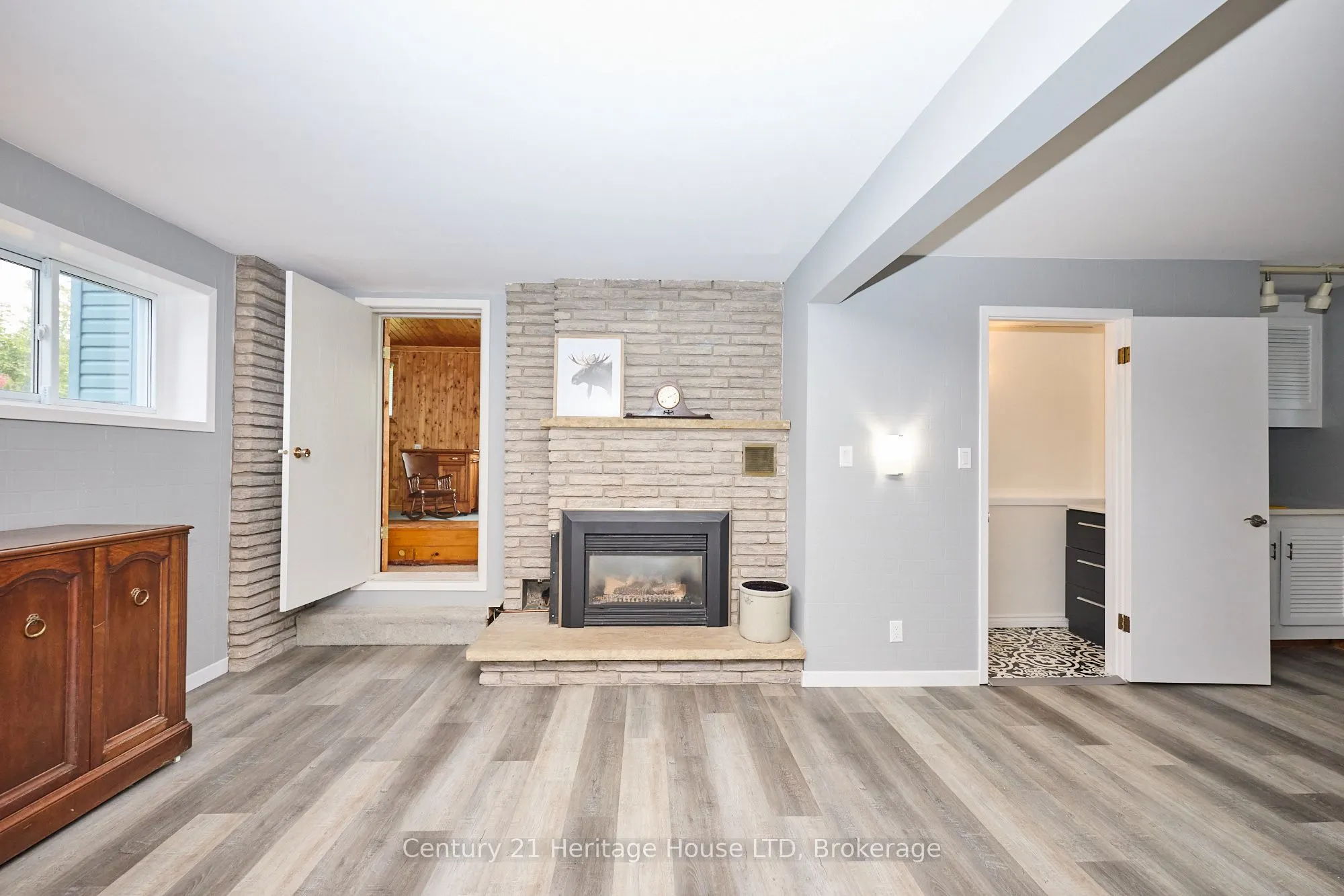 15 Malkin Avenue