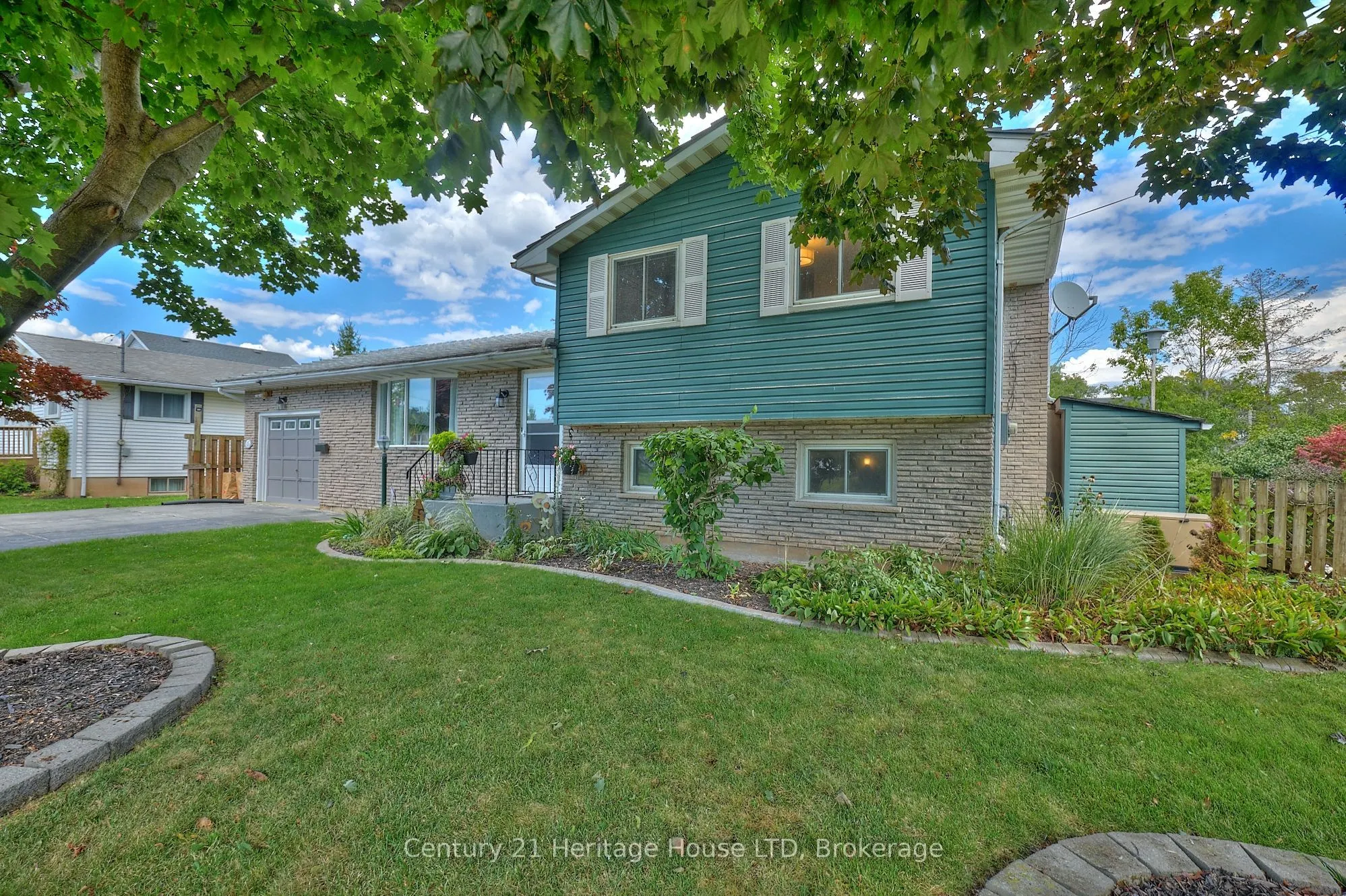 15 Malkin Avenue
