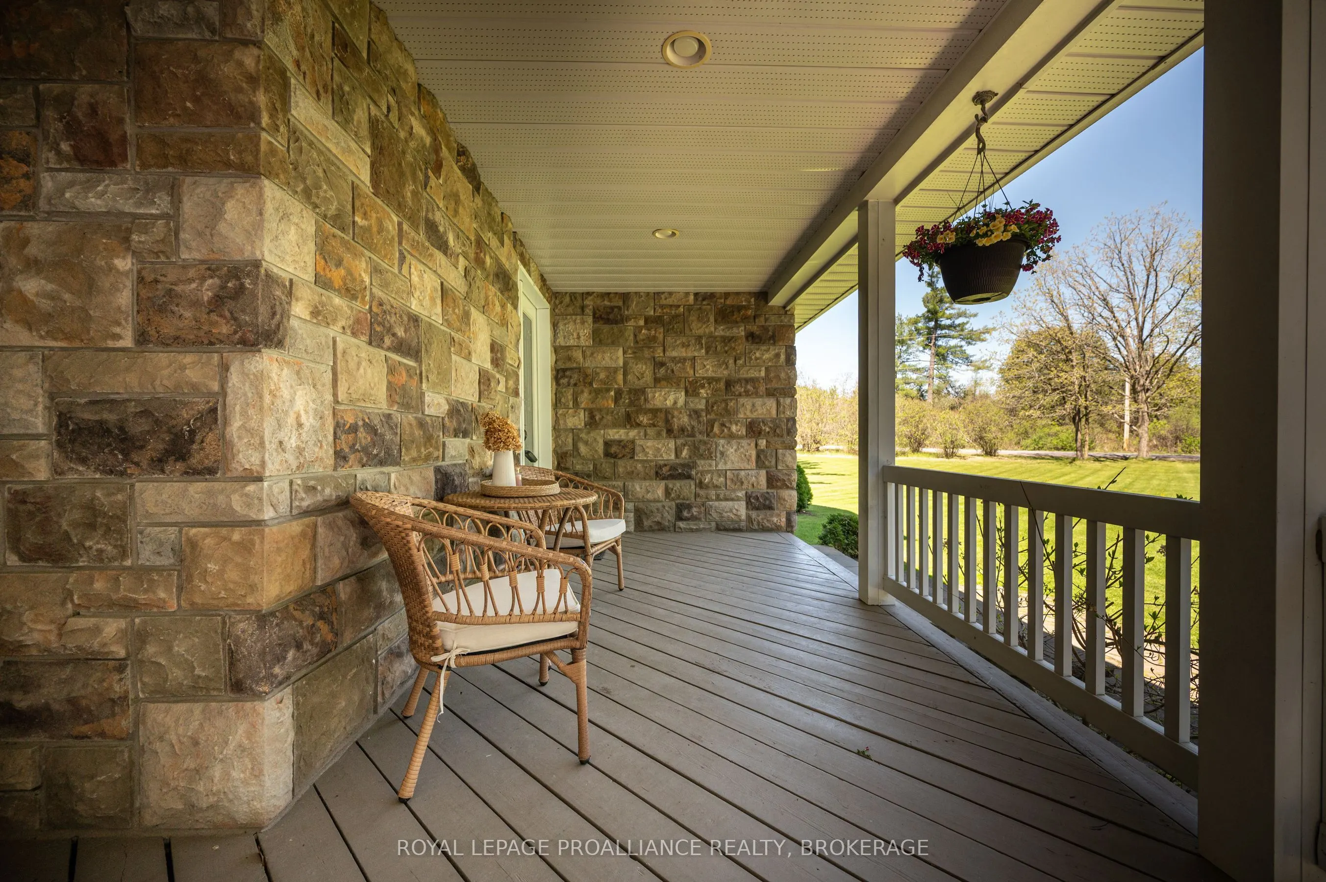 1800 Radage Road