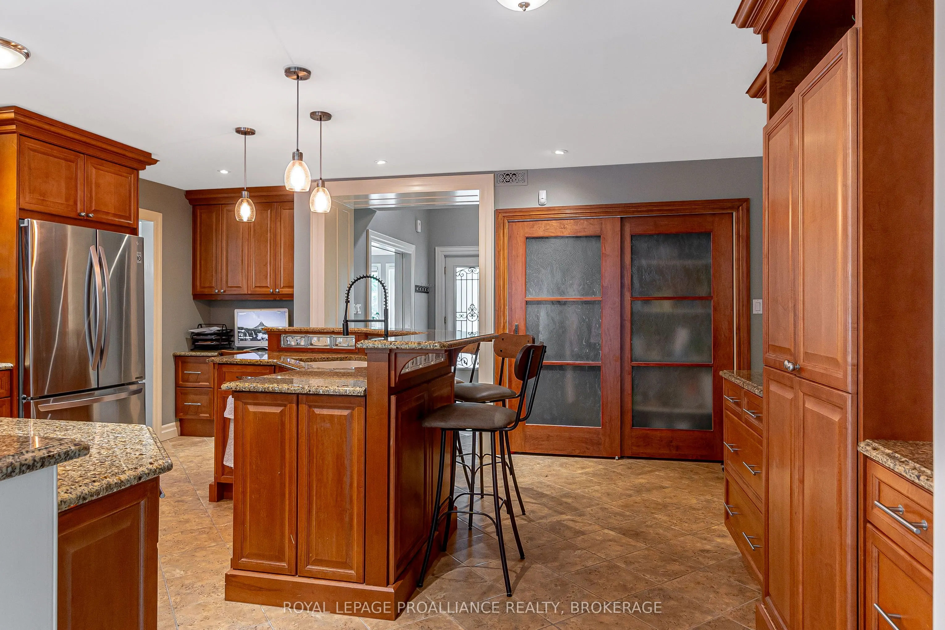 1800 Radage Road