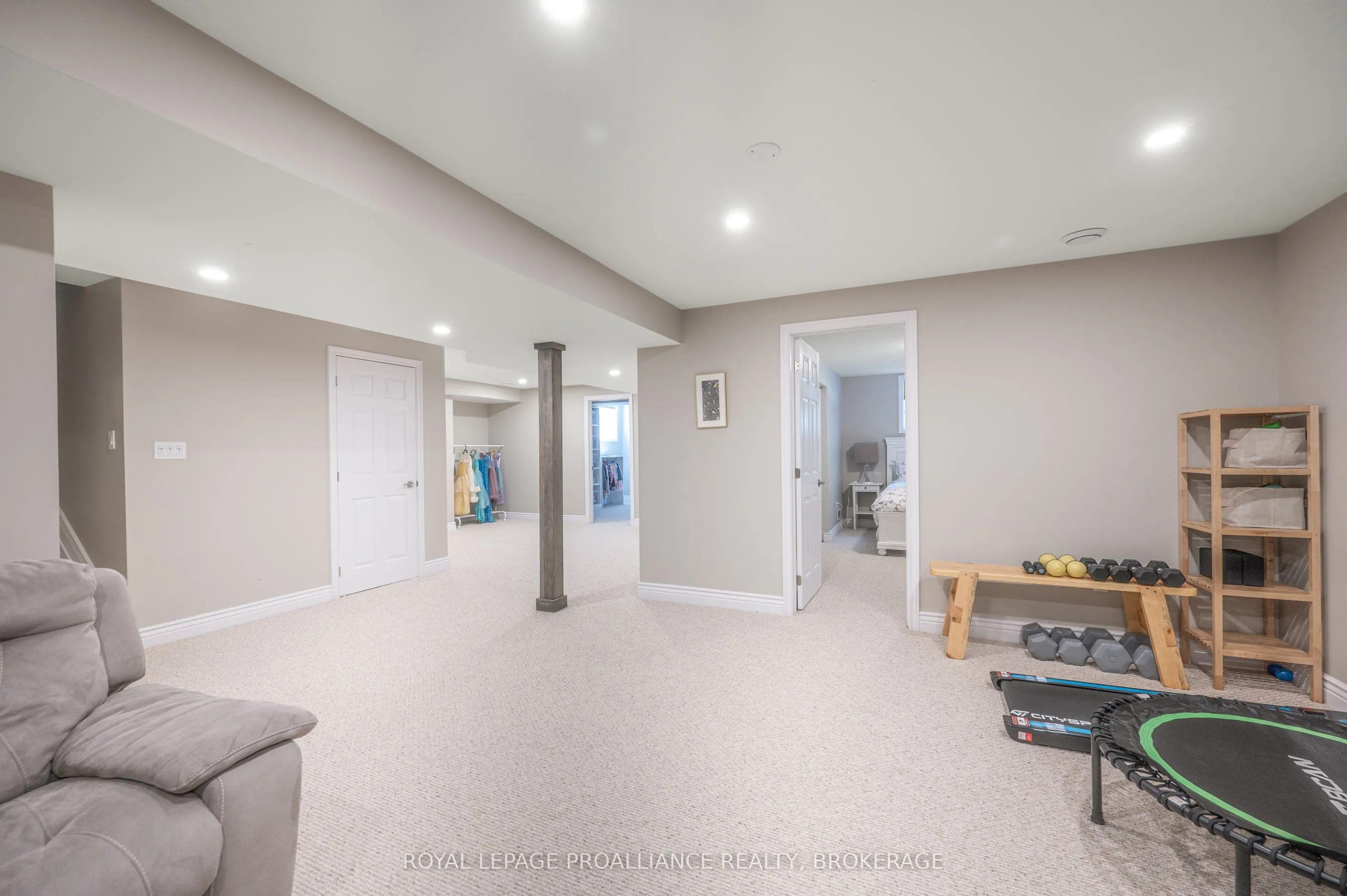 1800 Radage Road