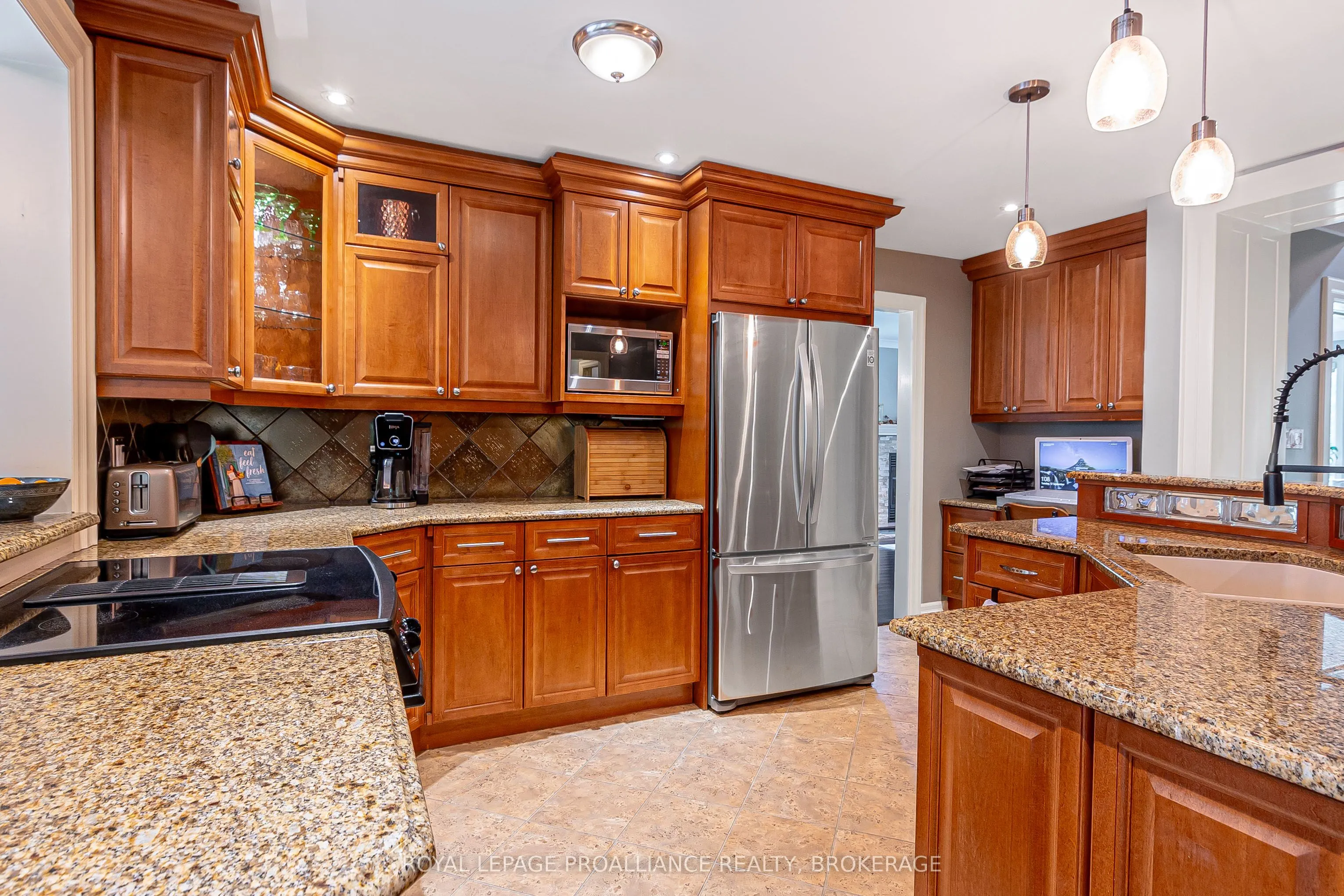 1800 Radage Road
