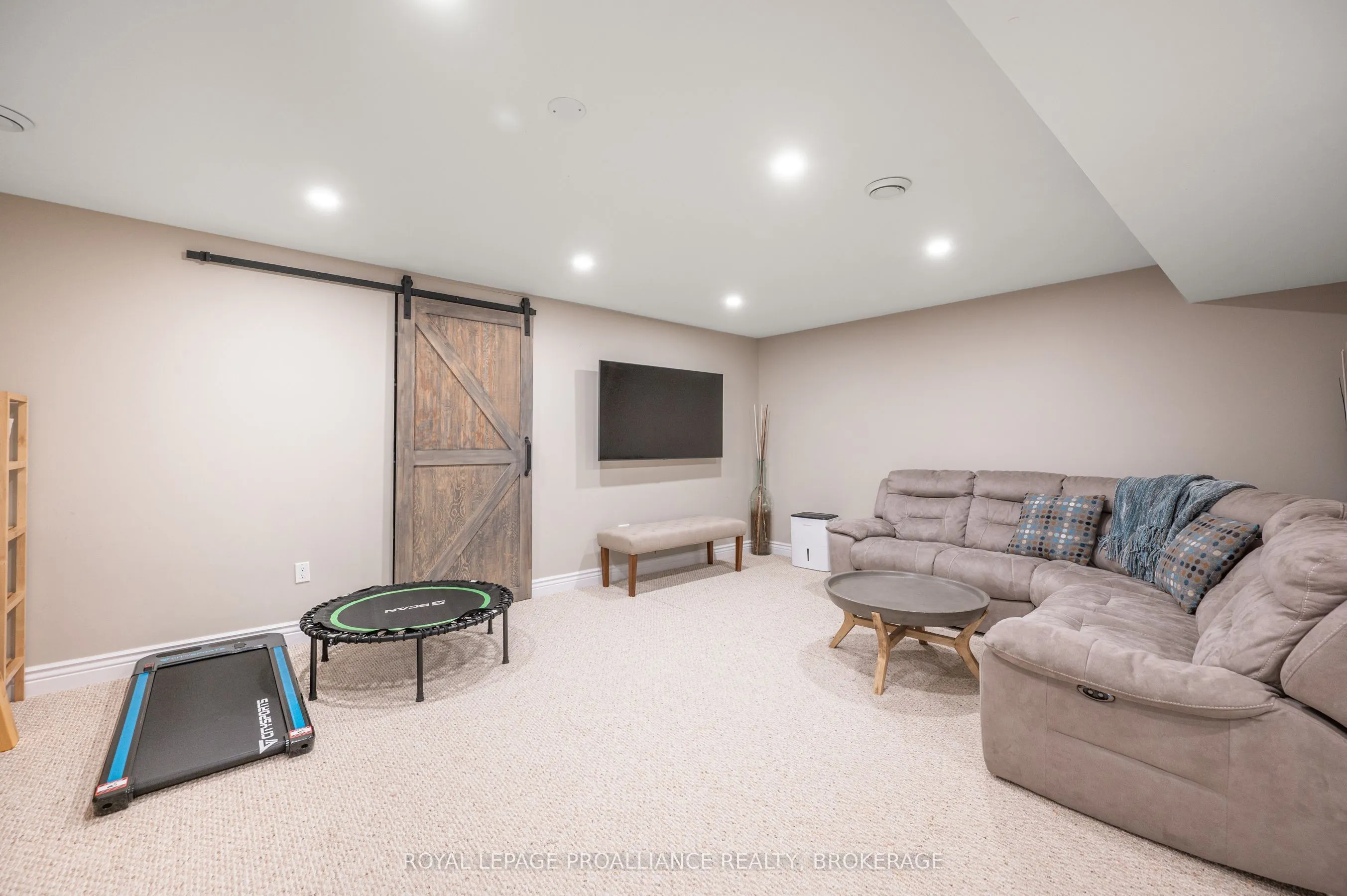 1800 Radage Road