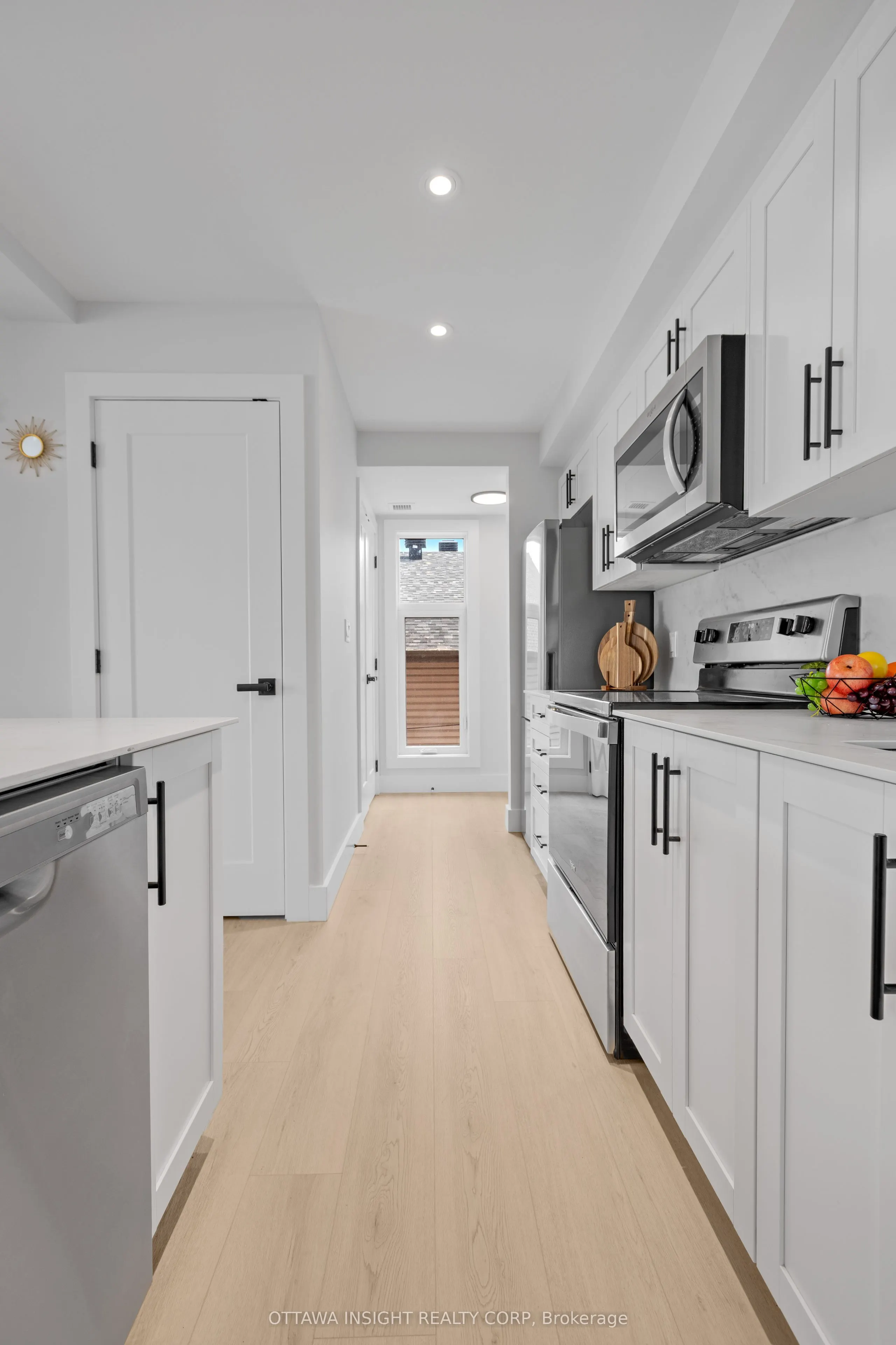 263 Currell Avenue, #4