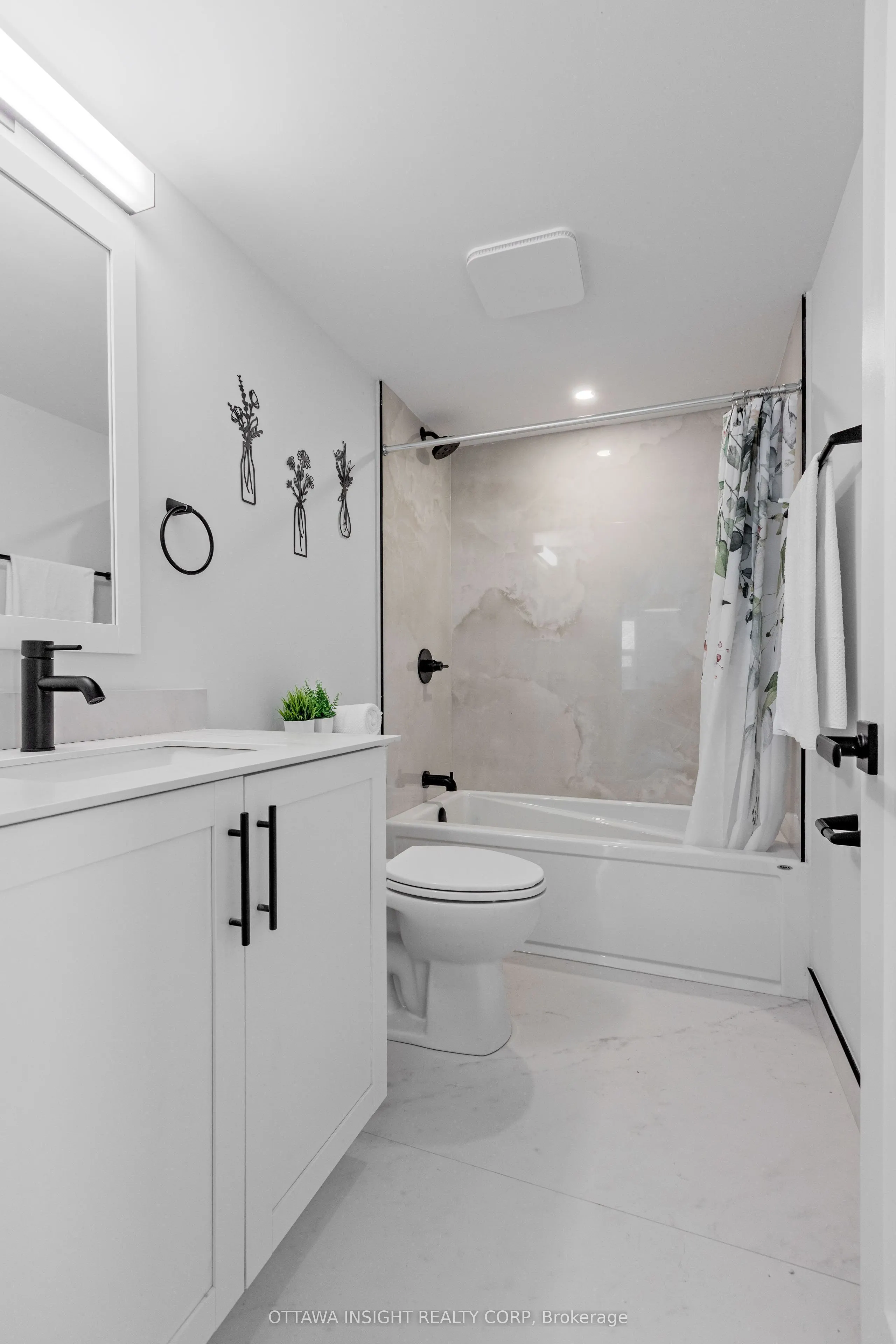 263 Currell Avenue, #4
