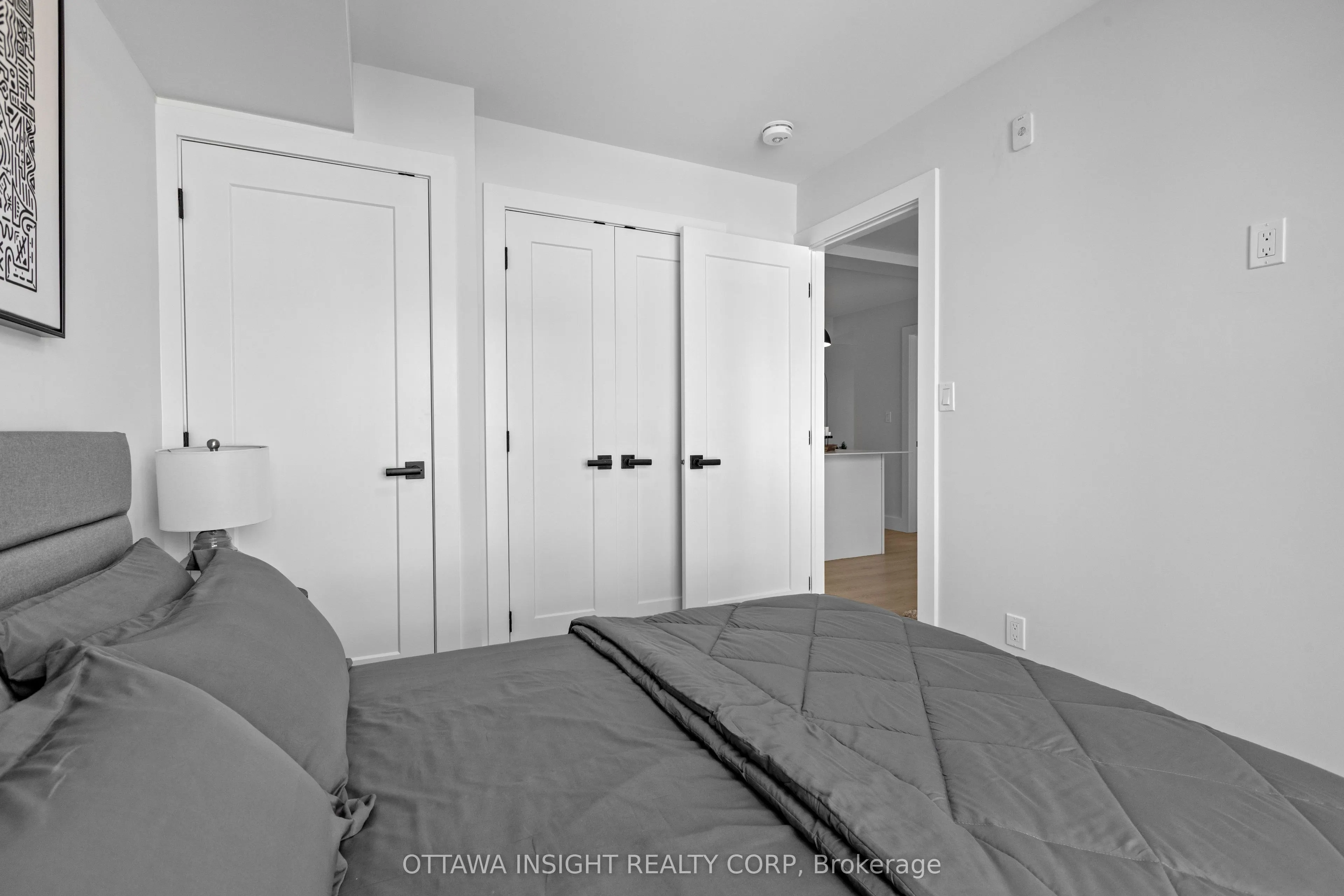263 Currell Avenue, #4