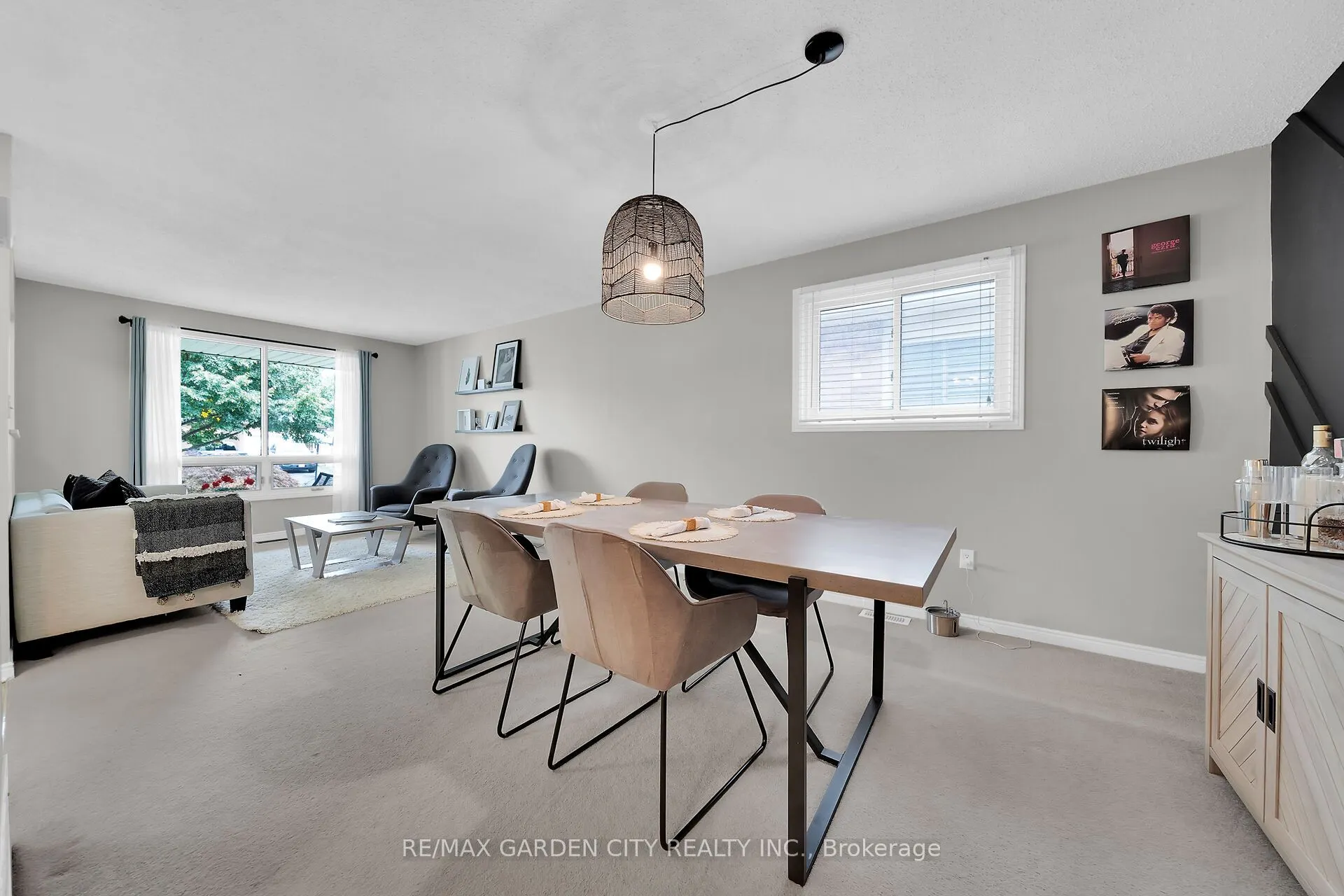 41 SANDRA Crescent