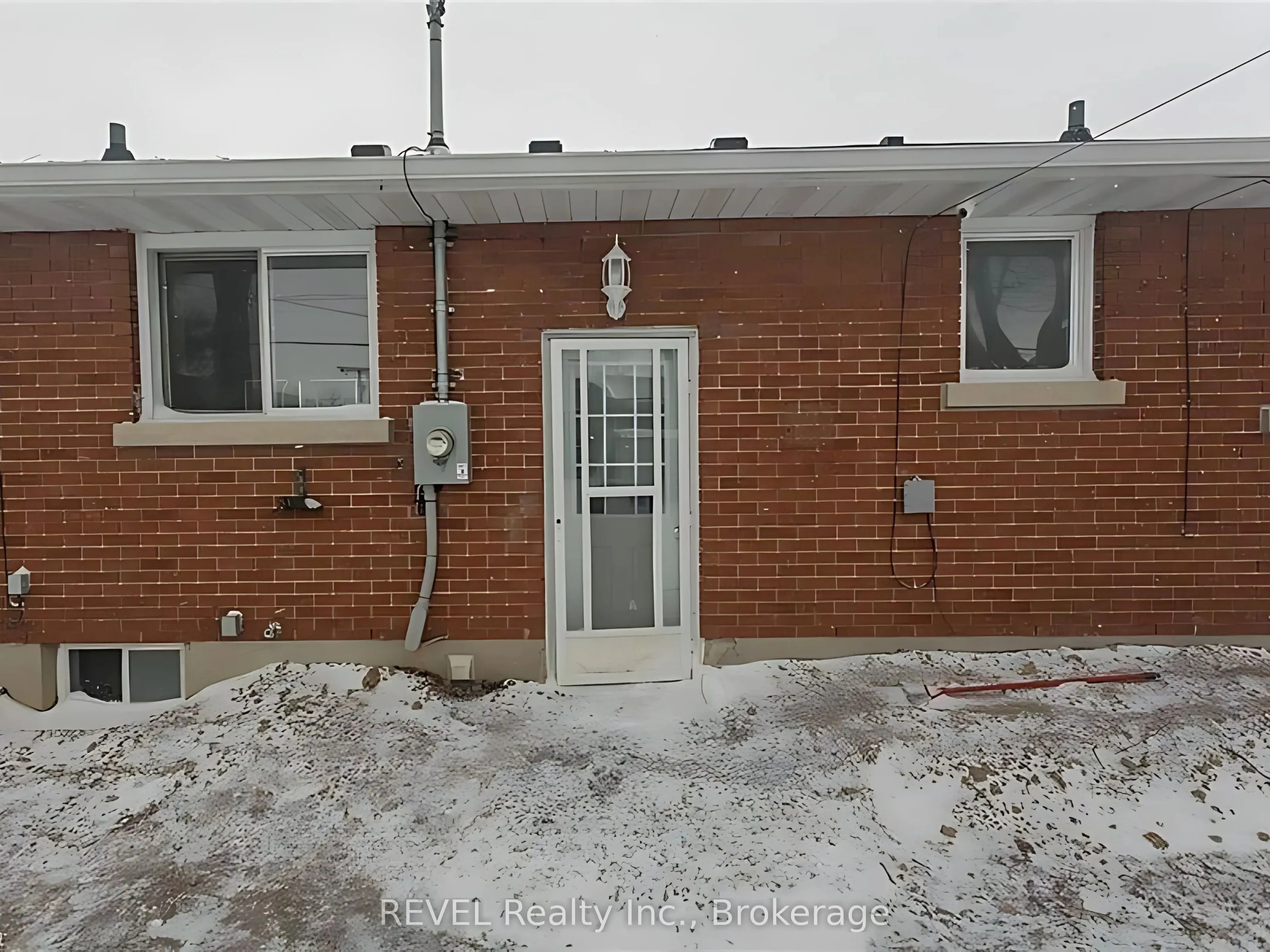 12 Glendale Drive