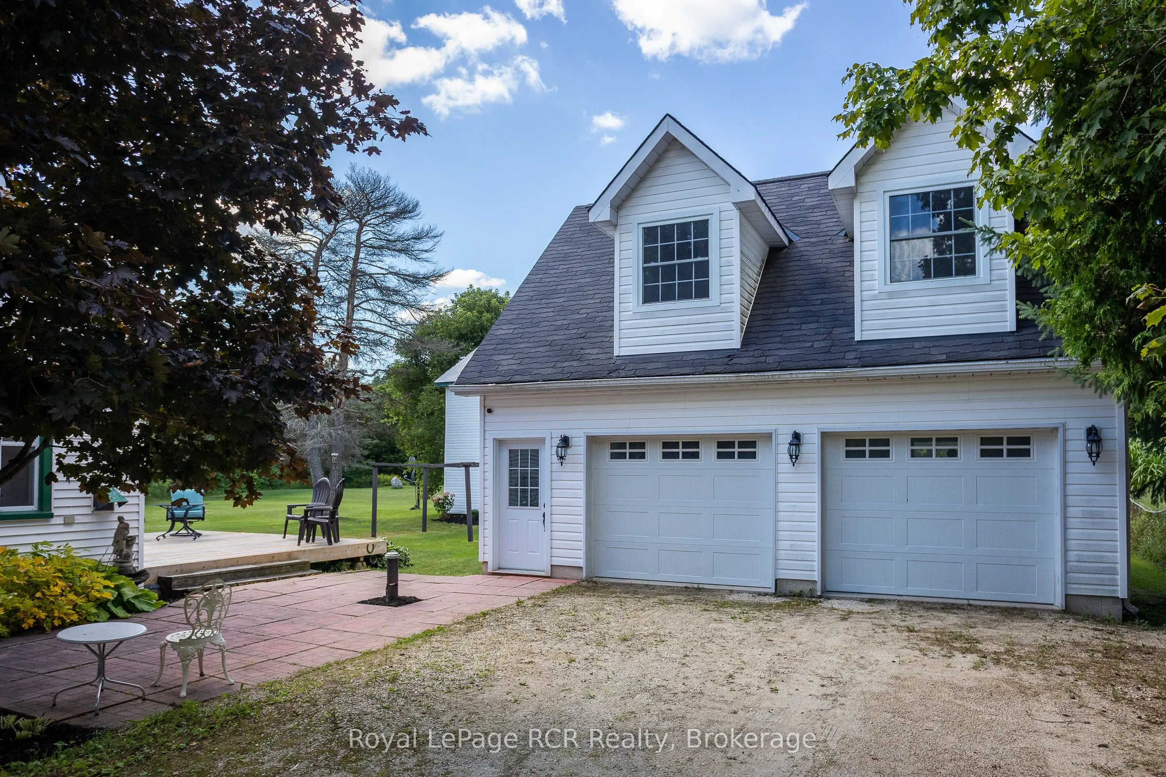 580283 Side Road 60