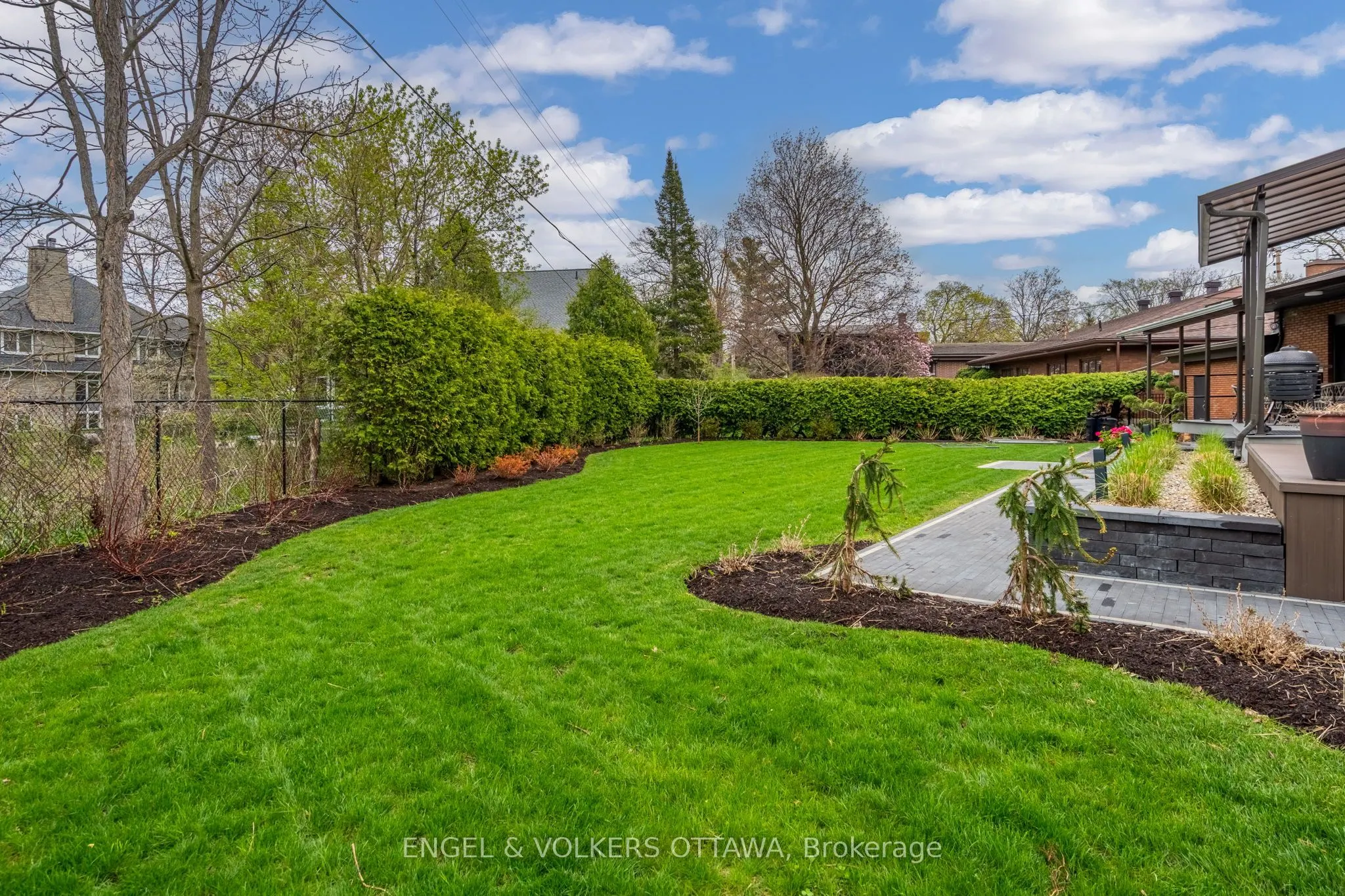 165 Island Park Drive