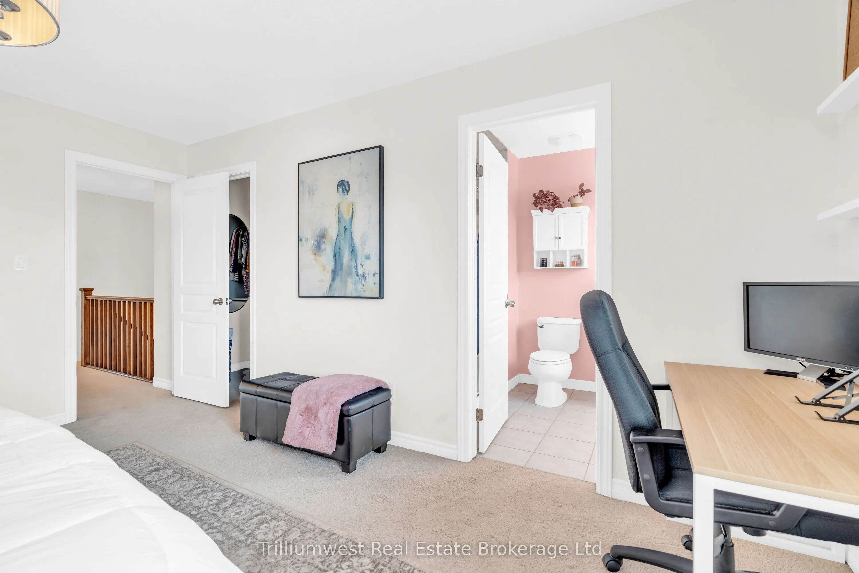 210 Couling Crescent