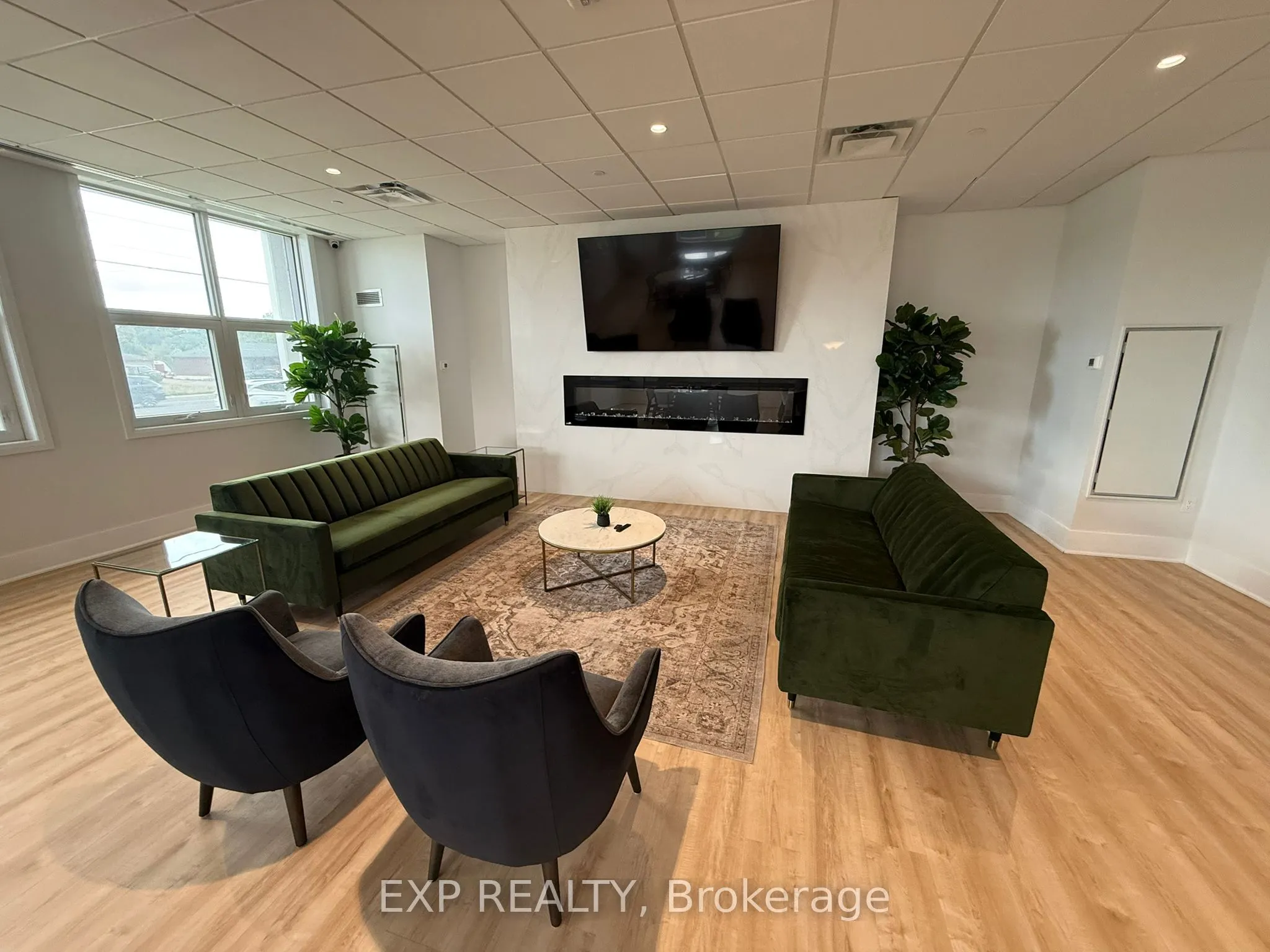 1936 RYMAL Road E, #501