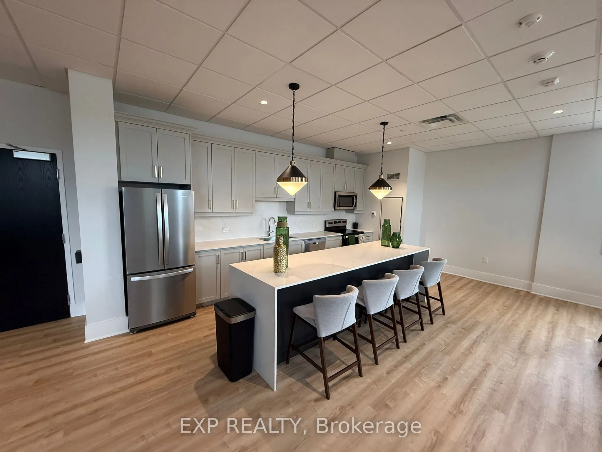 1936 RYMAL Road E, #501