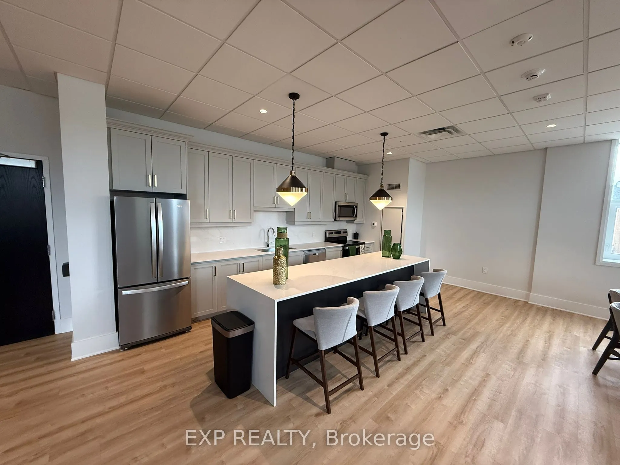 1936 RYMAL Road E, #501