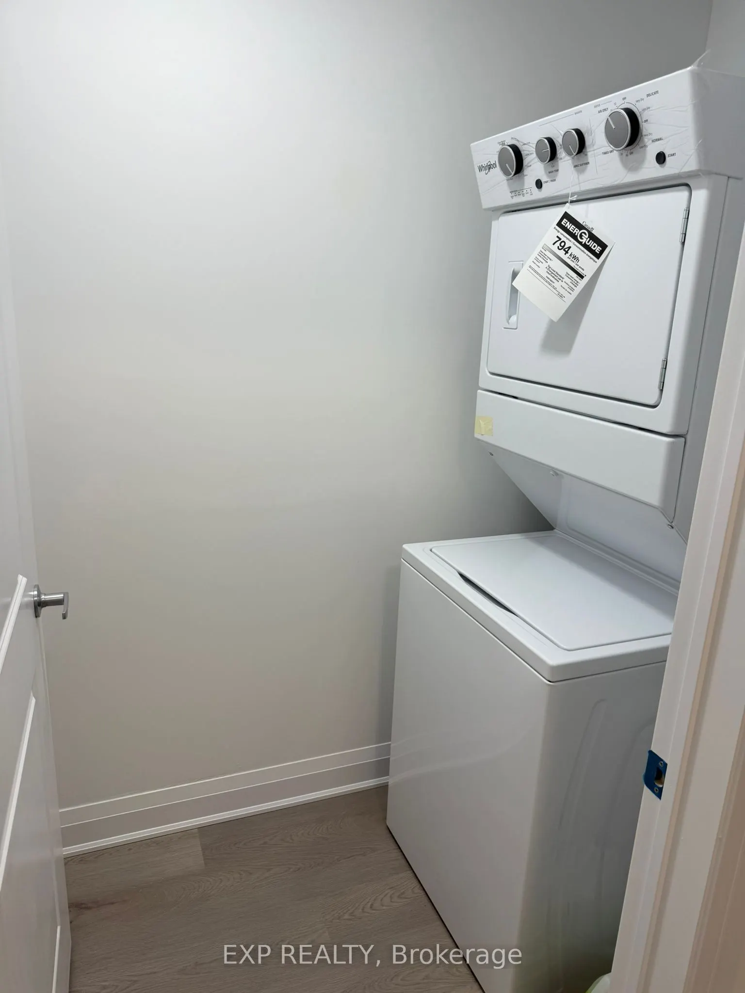 1936 RYMAL Road E, #501