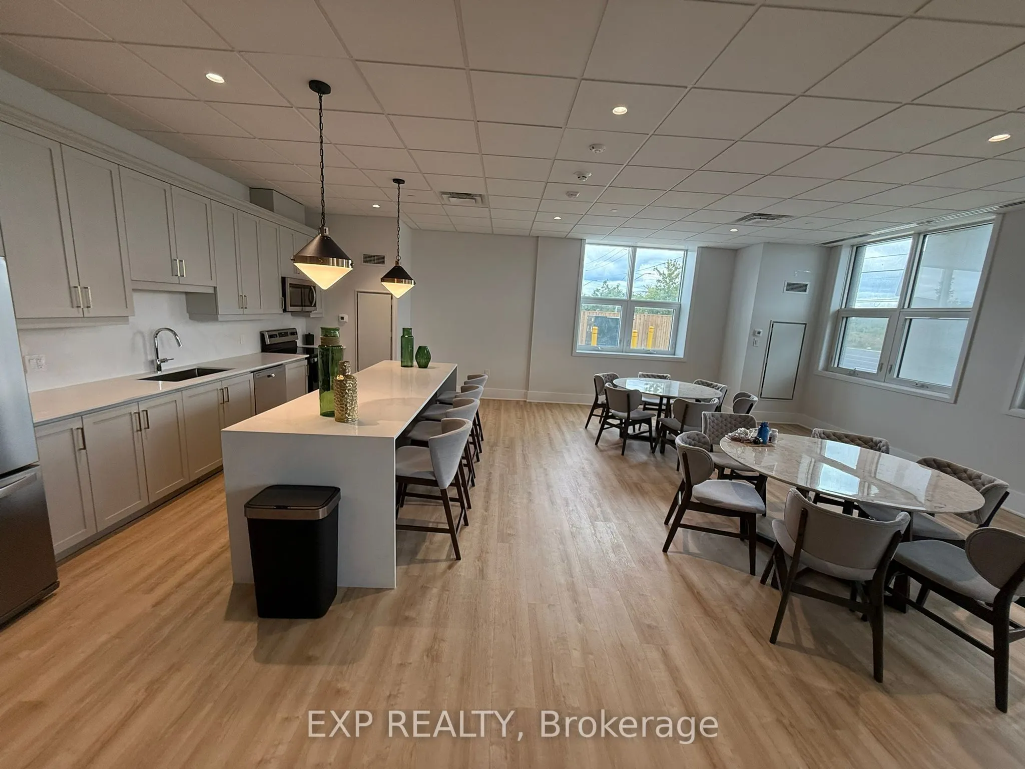 1936 RYMAL Road E, #501