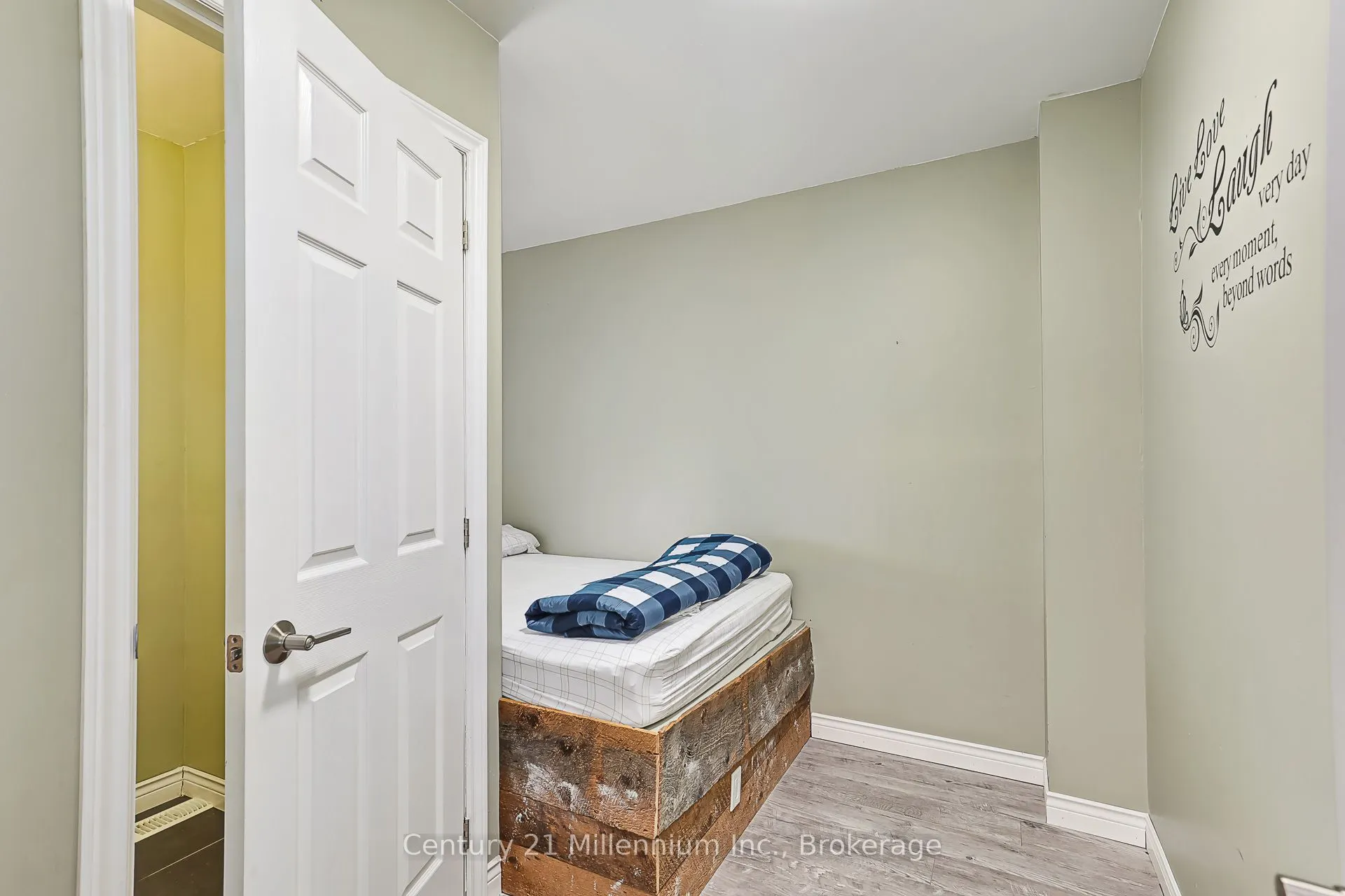 127 SCANDIA Lane
