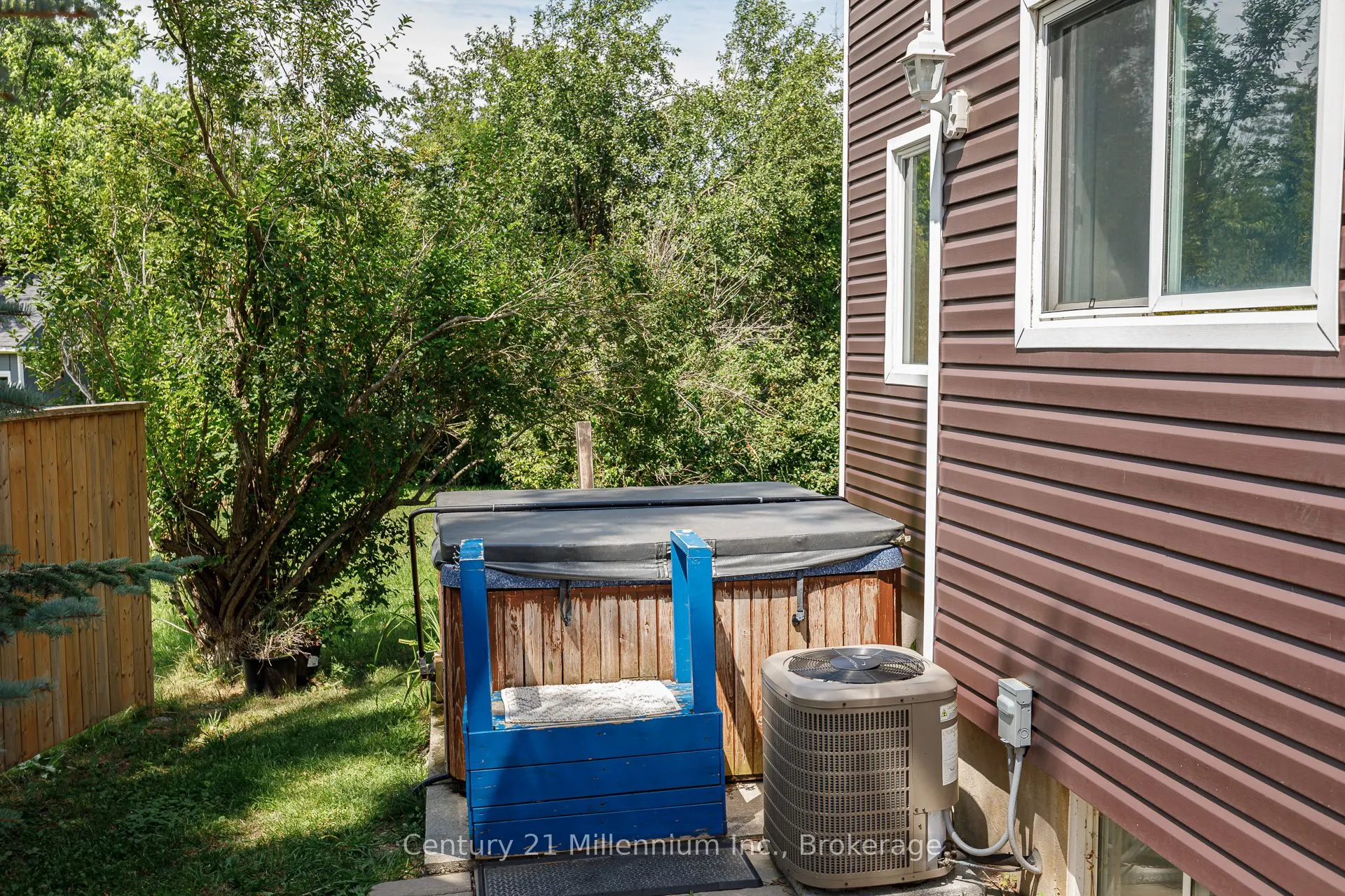 127 SCANDIA Lane