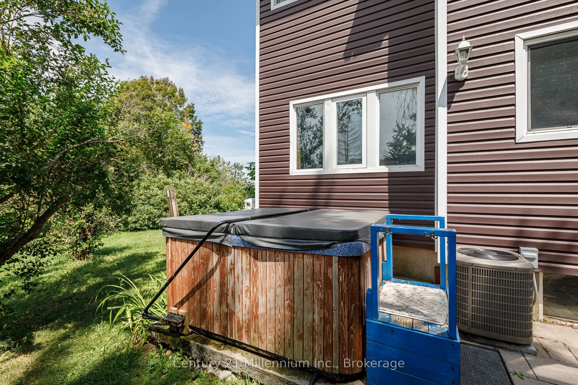 127 SCANDIA Lane