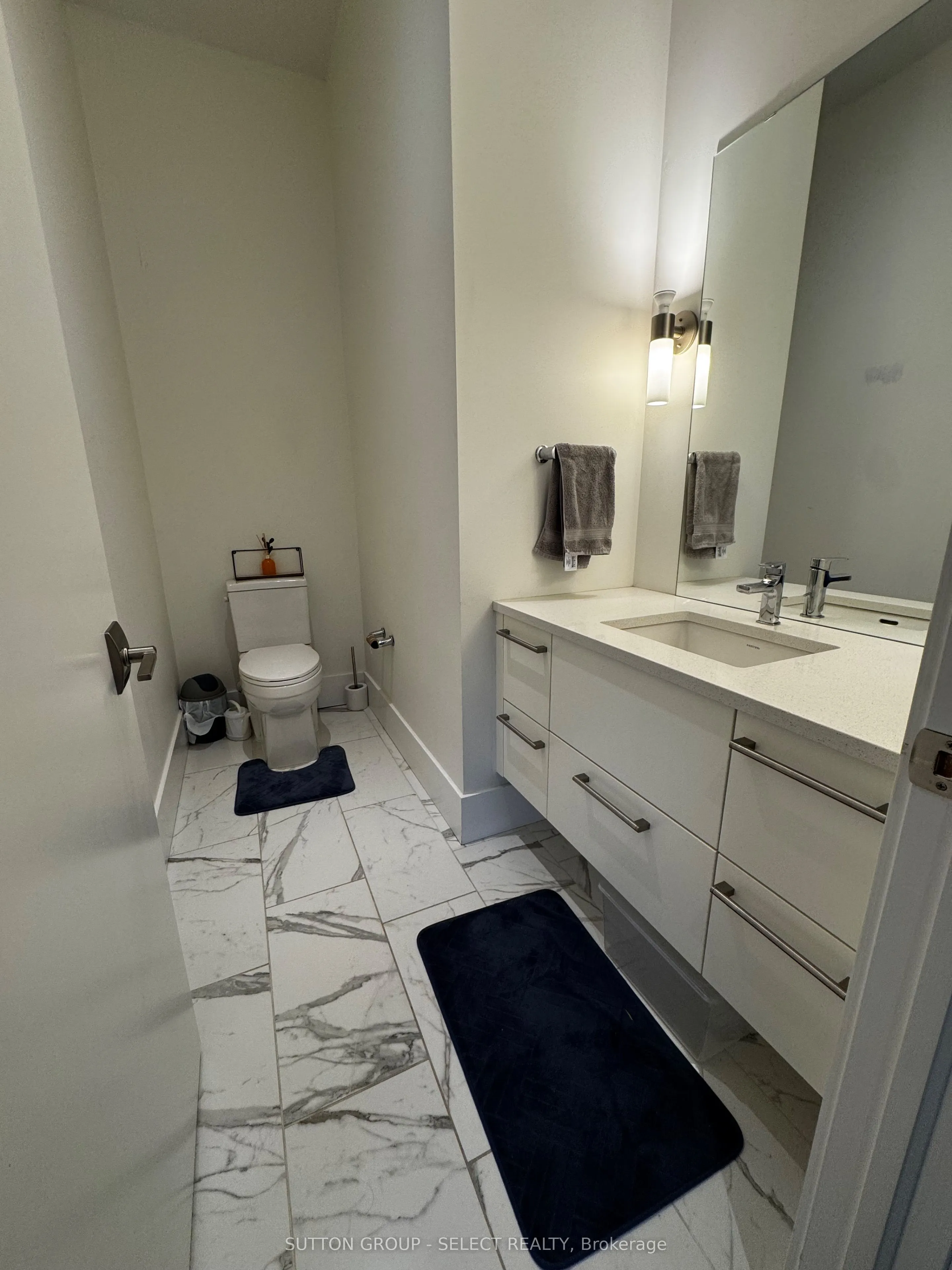 1705 Fiddlehead Place, #300