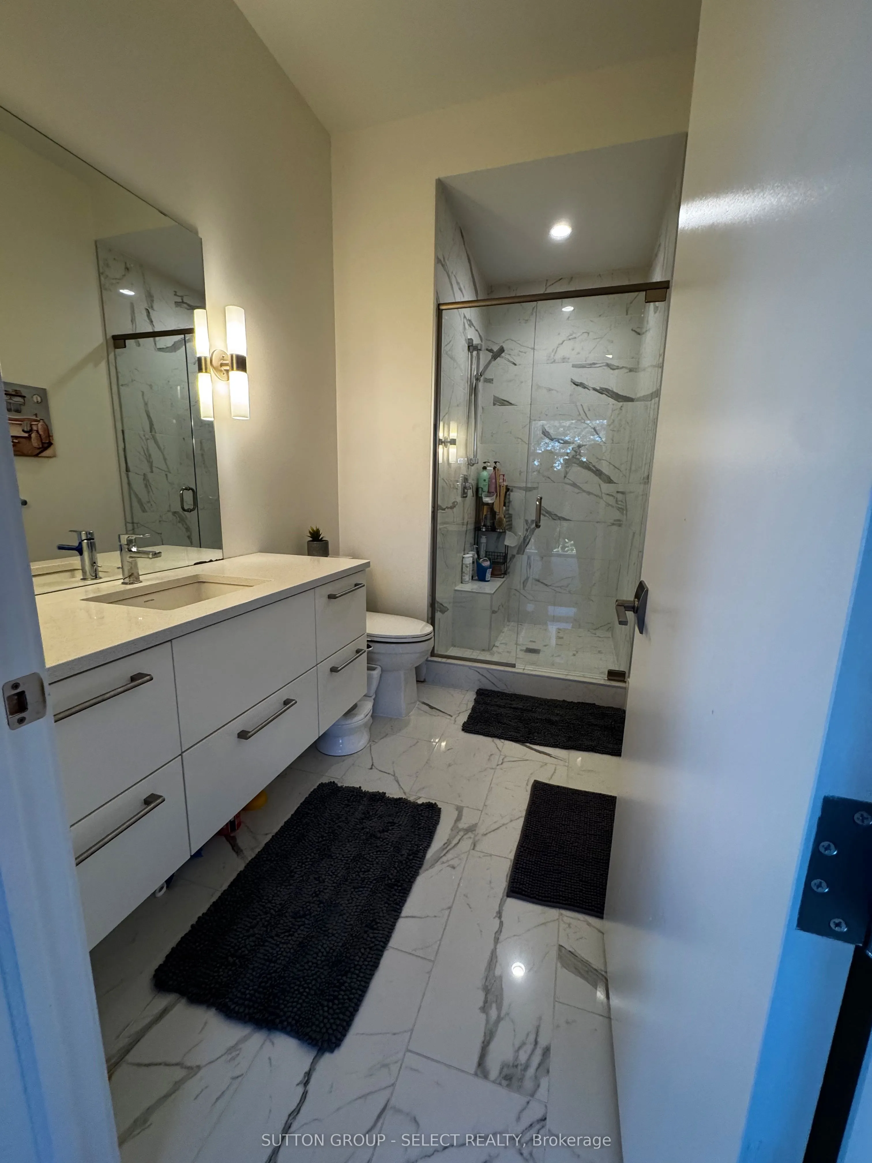 1705 Fiddlehead Place, #300