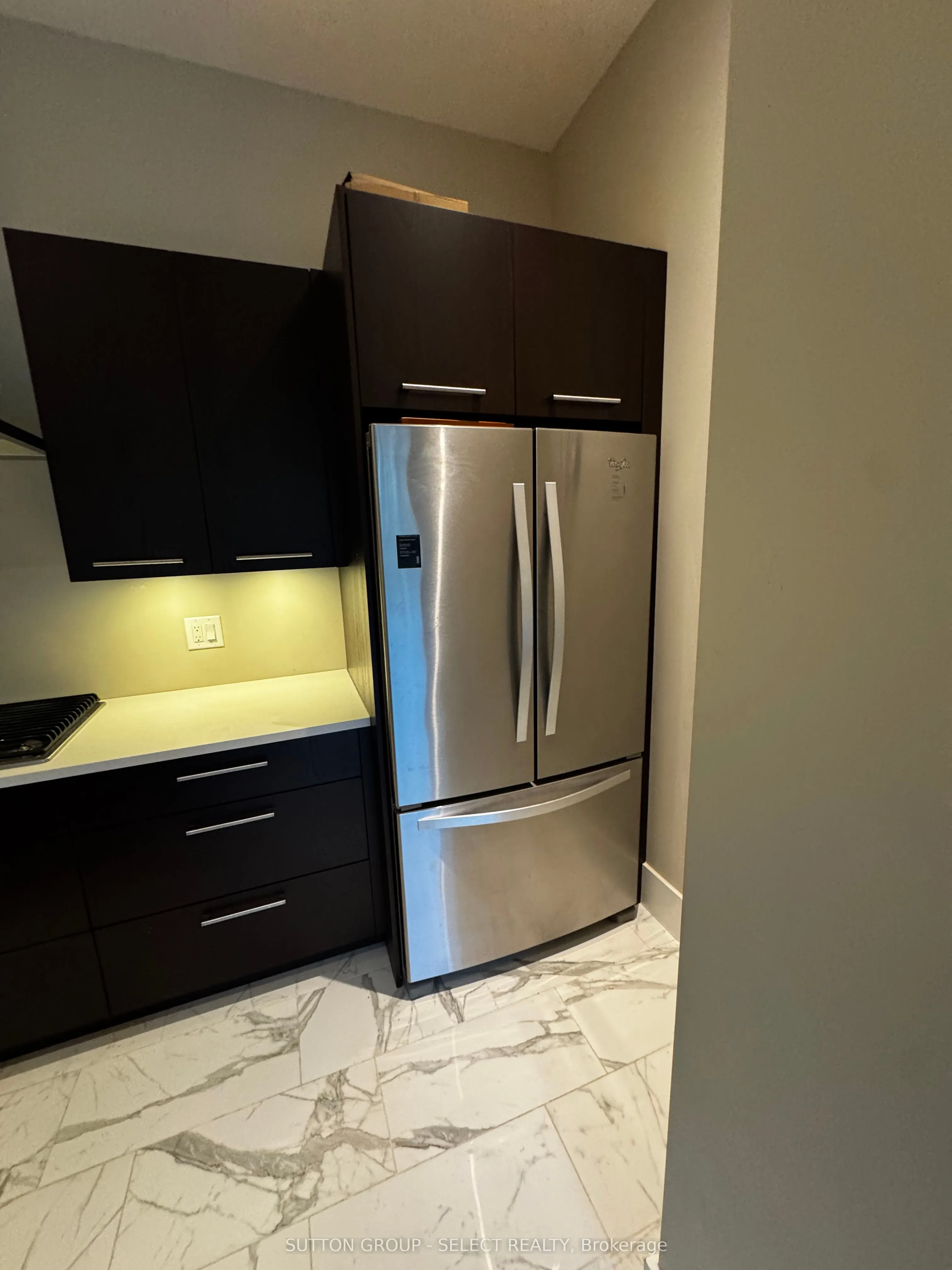 1705 Fiddlehead Place, #300