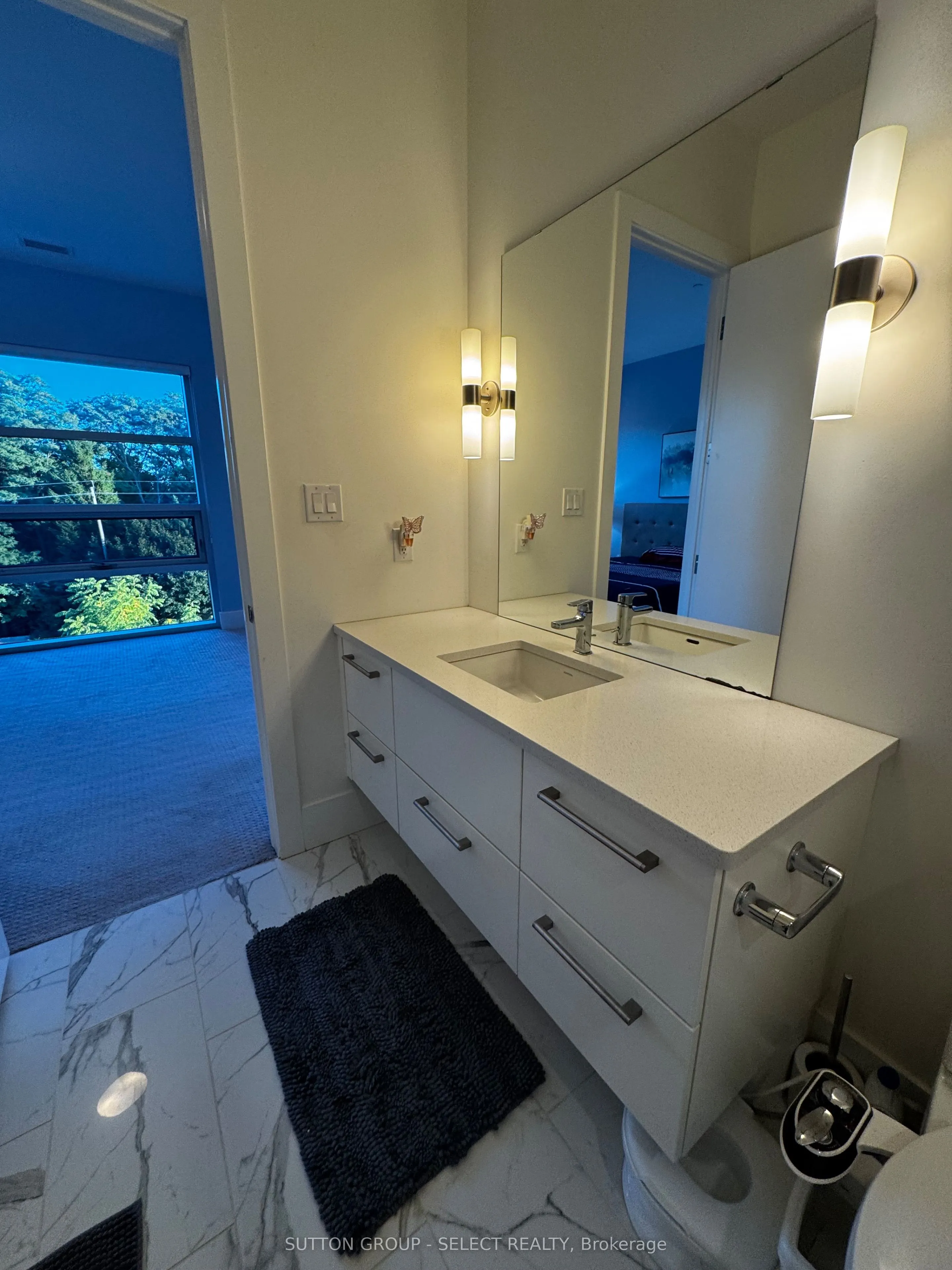 1705 Fiddlehead Place, #300