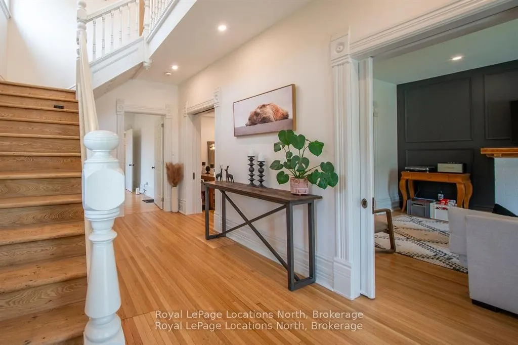163 Trowbridge Street W