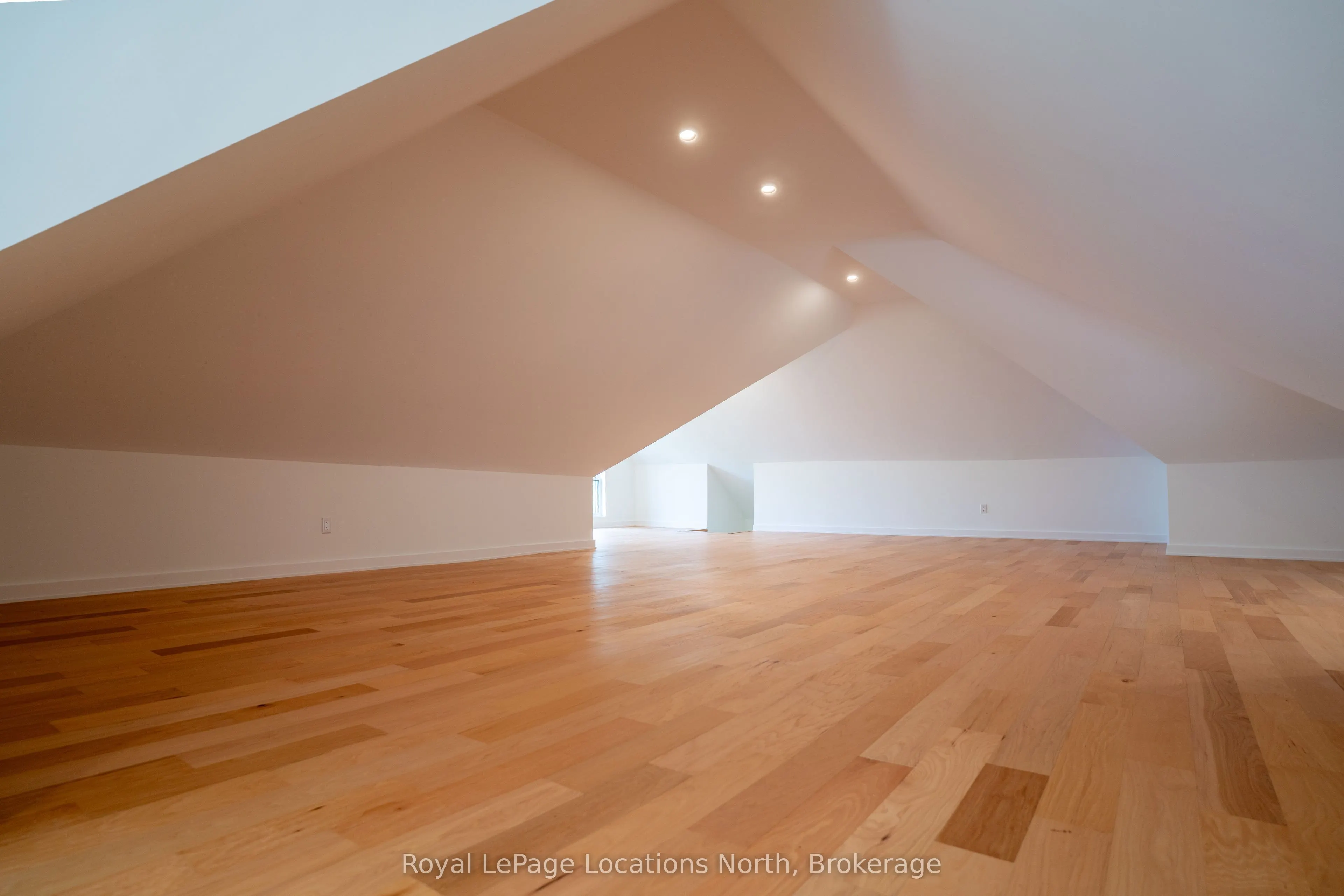 163 Trowbridge Street W