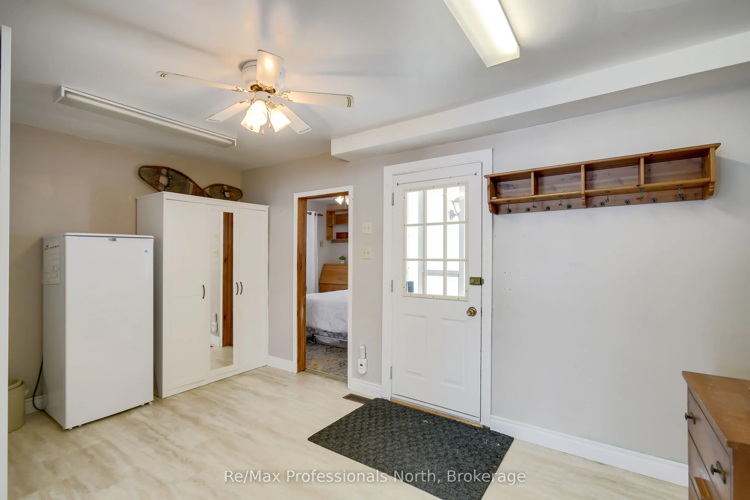 1055 EVANSWOOD Drive
