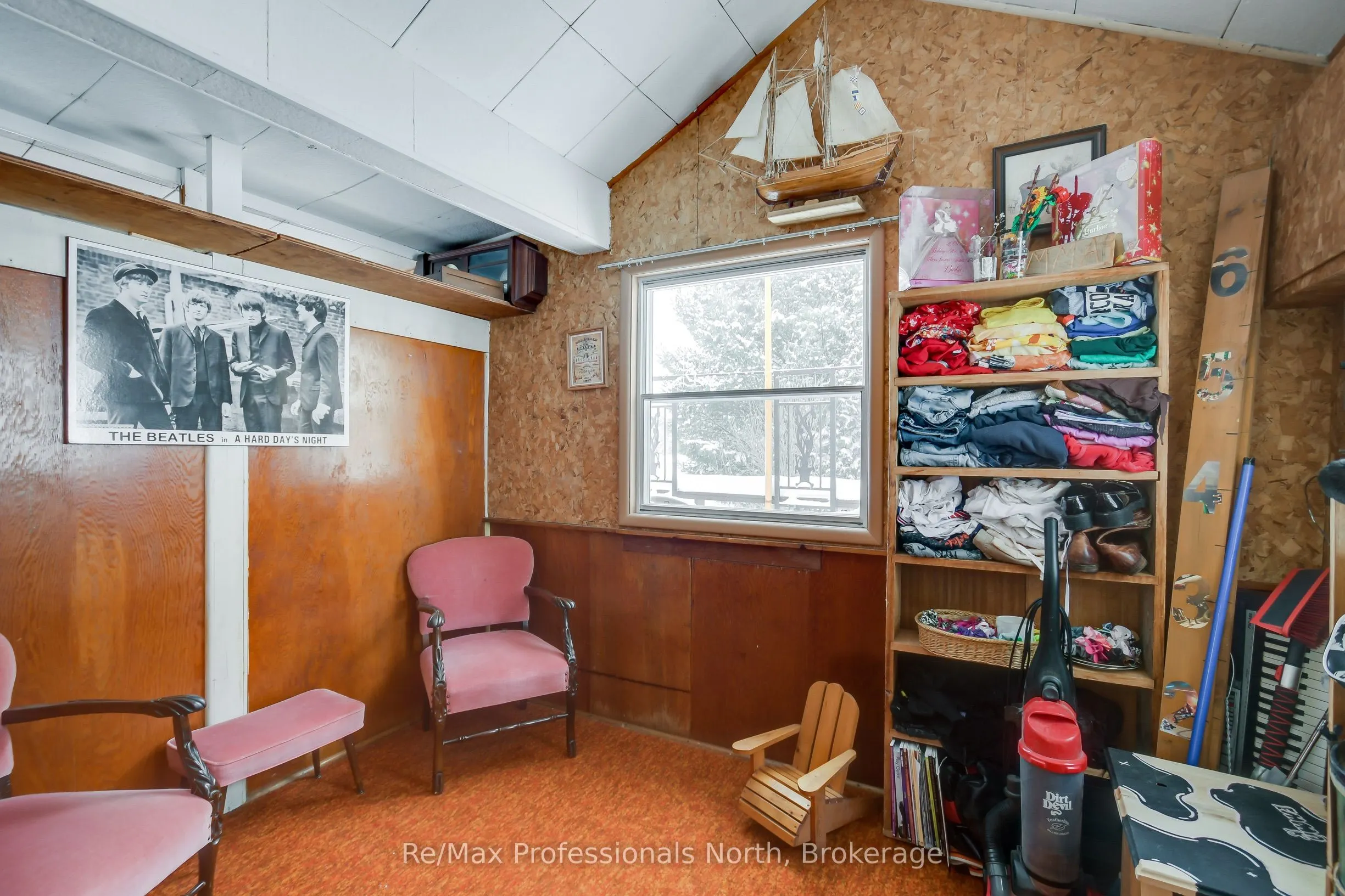 1055 EVANSWOOD Drive